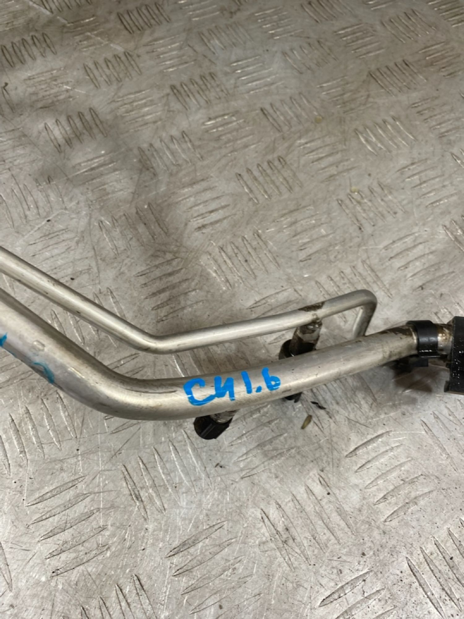 https://ycs.partsauto.market/partsauto-images/thmbs/userImages/7493bedda53ffbba18042670cc6fed05/part/6cf9f5a8-6b8c-48f4-9bf4-a7622f0d167a_1721826223750.jpg