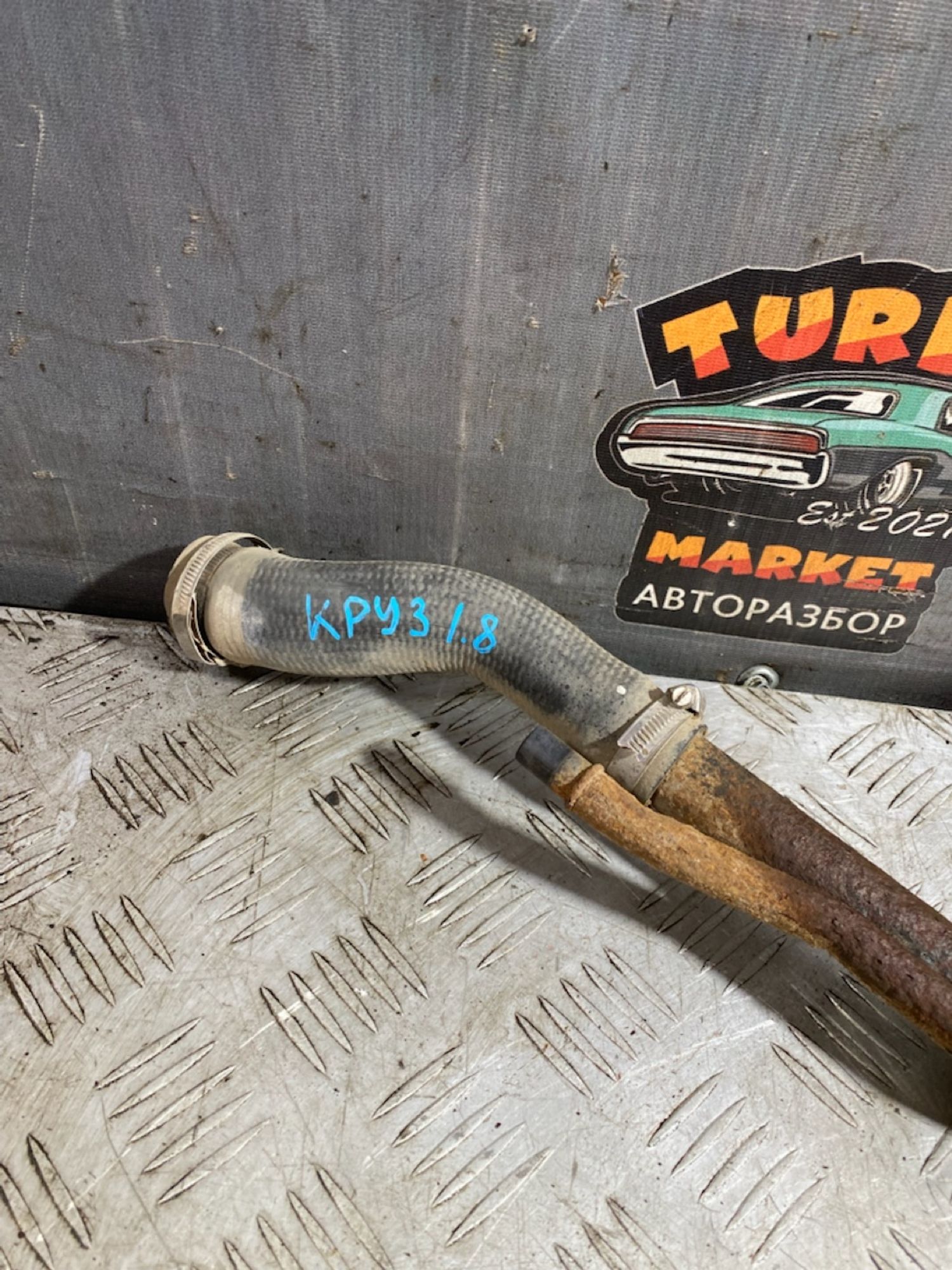 https://ycs.partsauto.market/partsauto-images/thmbs/userImages/7493bedda53ffbba18042670cc6fed05/part/6e935344-6e09-49a1-9f24-aa226802c4bd_1729001819033.jpg