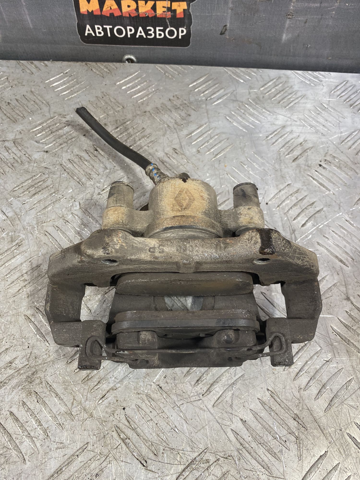 https://ycs.partsauto.market/partsauto-images/thmbs/userImages/7493bedda53ffbba18042670cc6fed05/part/6fee4bed-6f77-471b-89ce-ad9addb752fe_1718796303868.jpg