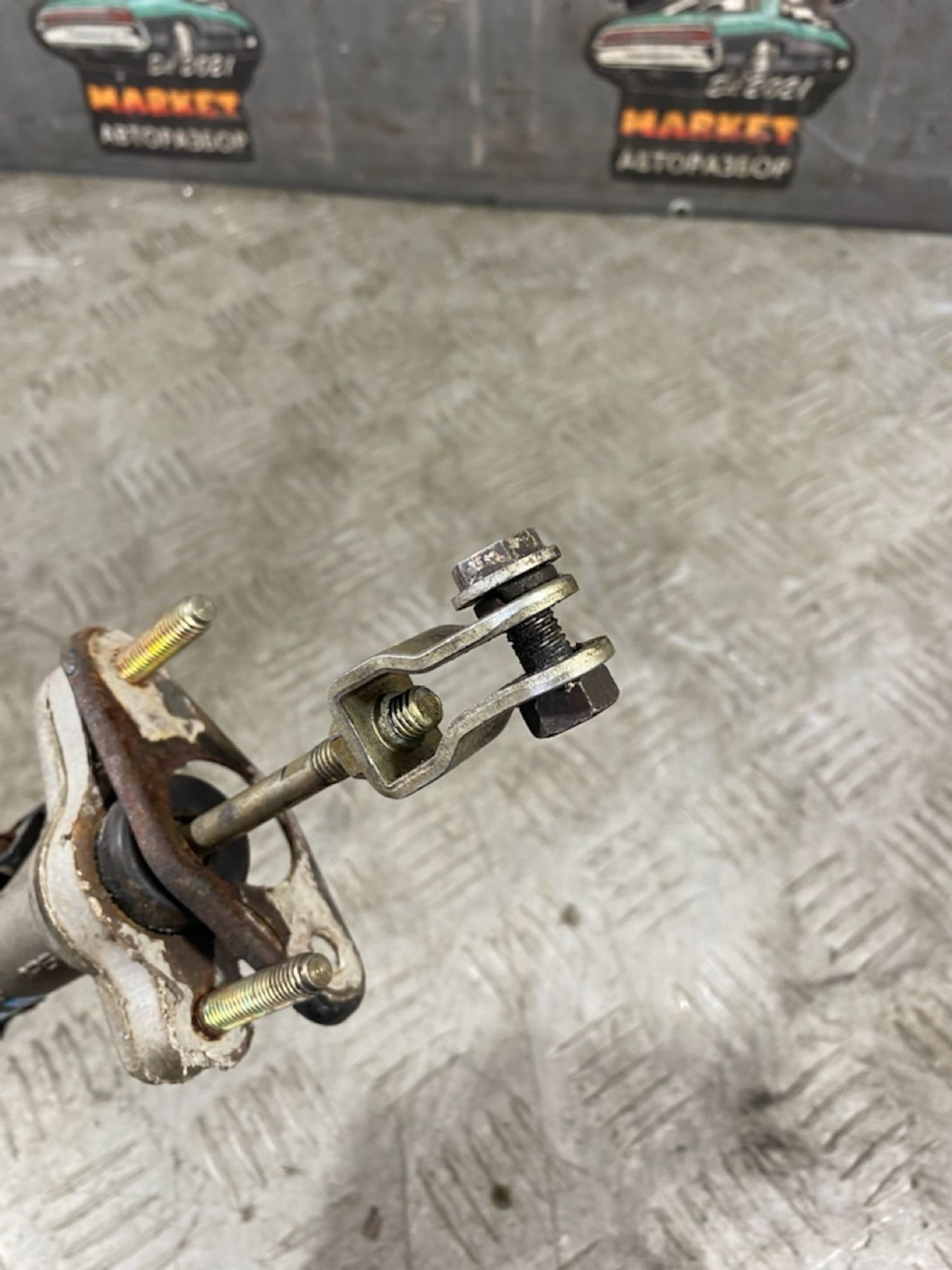 https://ycs.partsauto.market/partsauto-images/thmbs/userImages/7493bedda53ffbba18042670cc6fed05/part/735b5501-baa5-46bc-843f-3c08bc8682b1_1725019144878.jpg