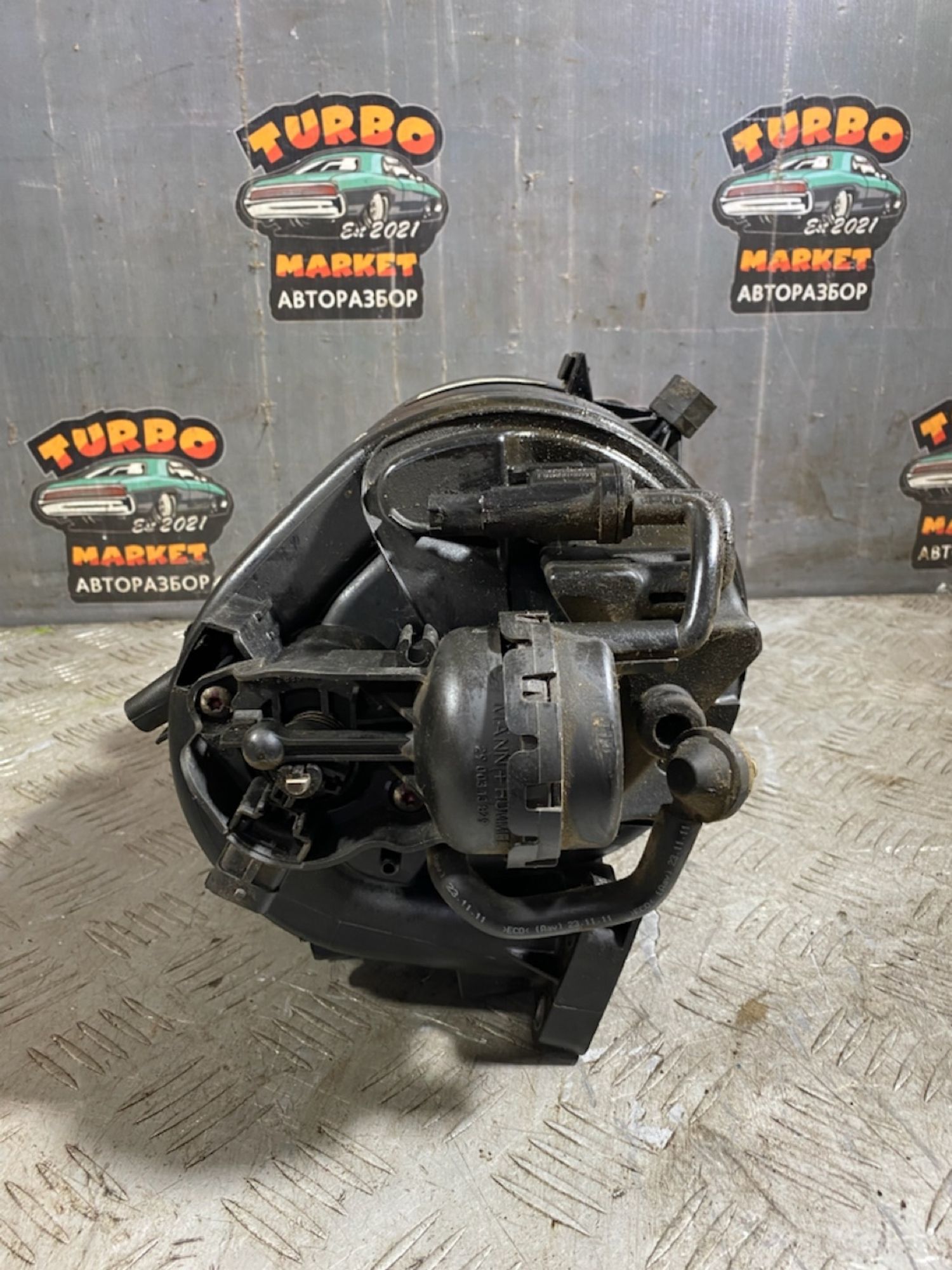 https://ycs.partsauto.market/partsauto-images/thmbs/userImages/7493bedda53ffbba18042670cc6fed05/part/73a7c4c6-7b0b-4cfe-bf6a-bf1392b97afd_1728559862861.jpg