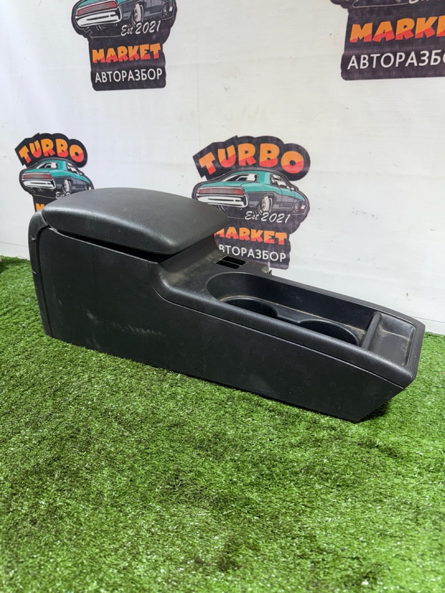 https://ycs.partsauto.market/partsauto-images/thmbs/userImages/7493bedda53ffbba18042670cc6fed05/part/74935c7e-5eb6-4be4-89d1-d44a0fb953fc_1740488277089.jpg