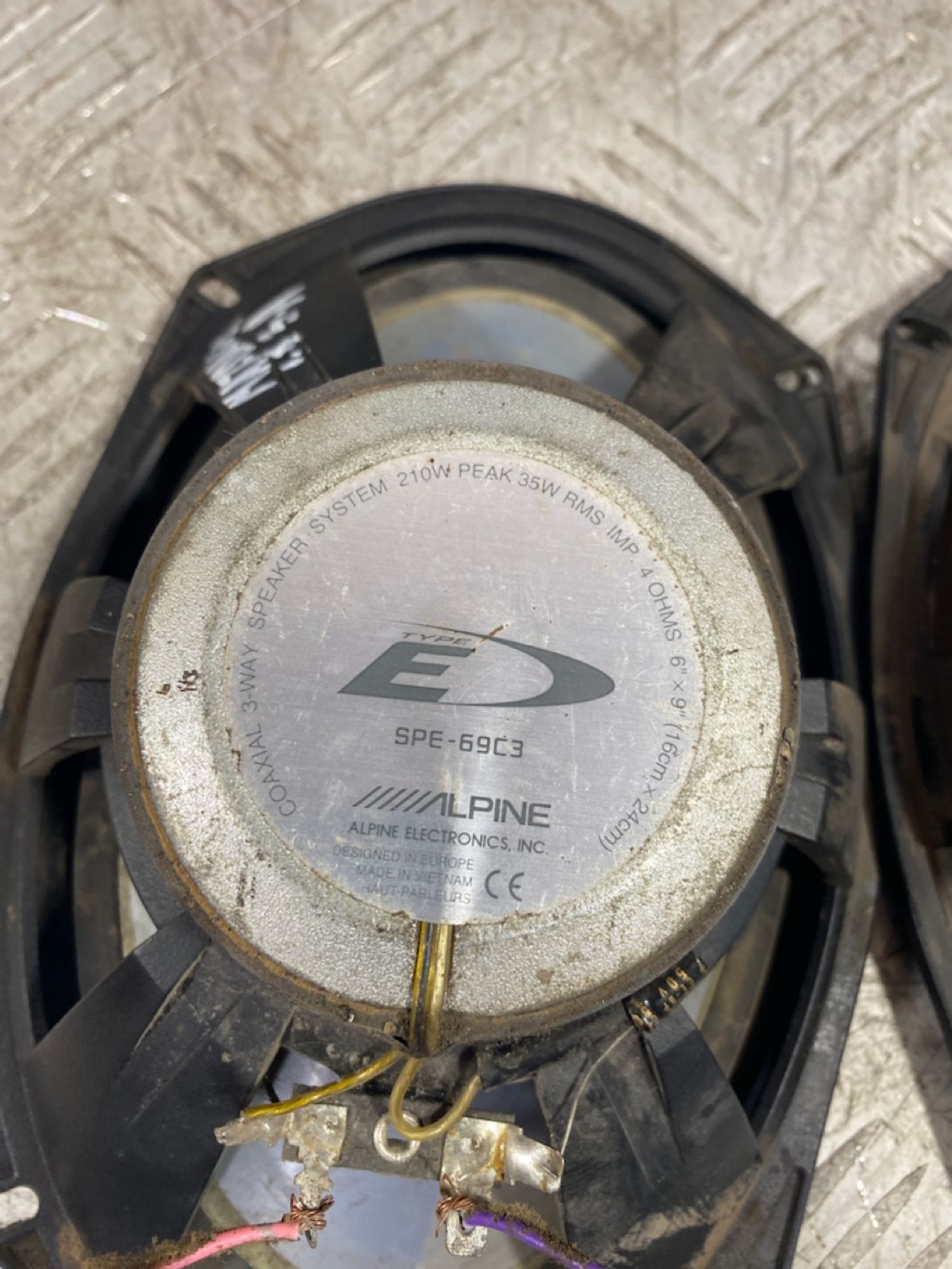 https://ycs.partsauto.market/partsauto-images/thmbs/userImages/7493bedda53ffbba18042670cc6fed05/part/75e7199a-c704-46e4-978a-7e7954ab0e04_1720526356592.jpg