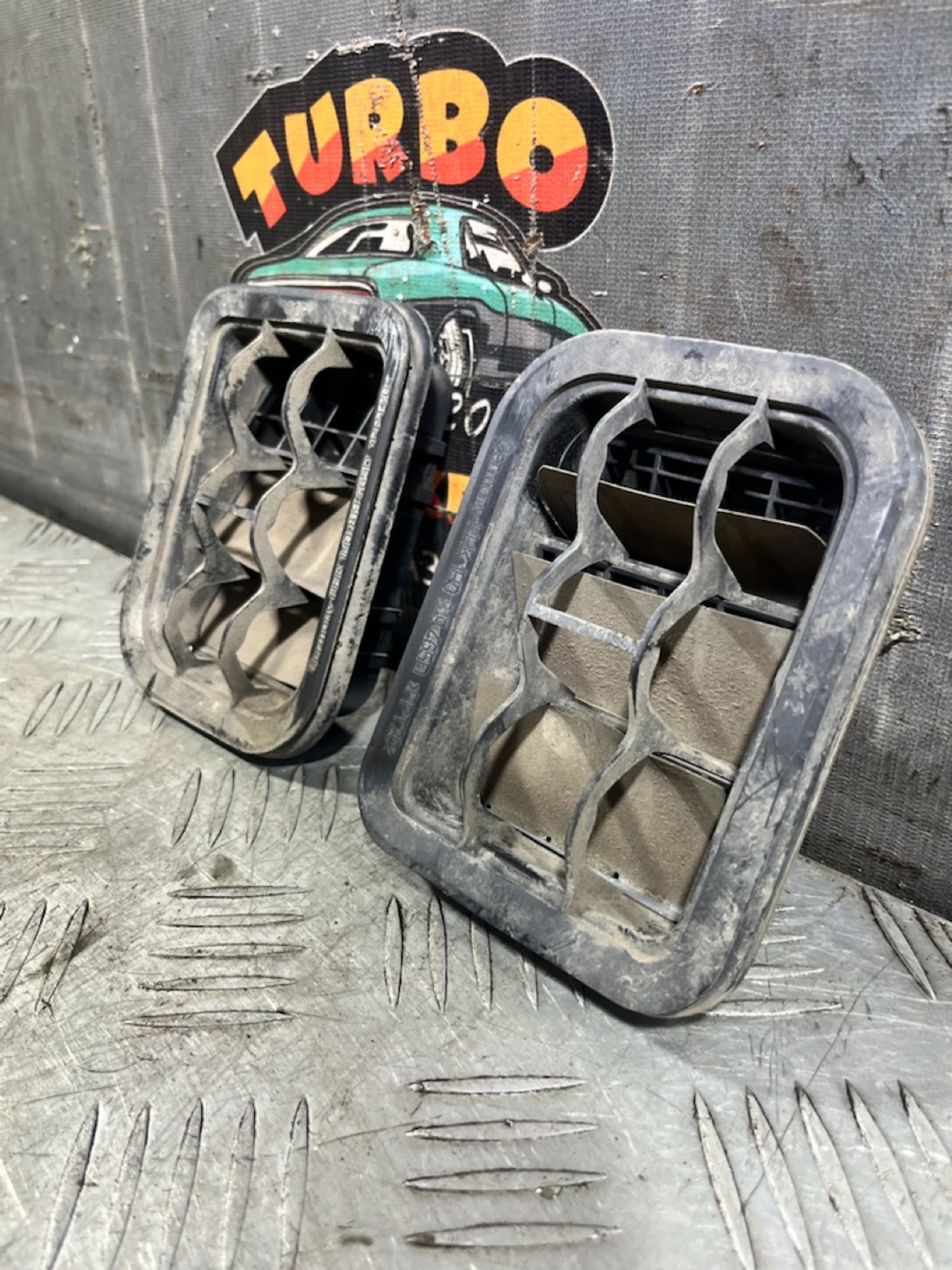 https://ycs.partsauto.market/partsauto-images/thmbs/userImages/7493bedda53ffbba18042670cc6fed05/part/75ebbf02-eeeb-4474-965a-de2a8e838c96_1728993061881.jpg