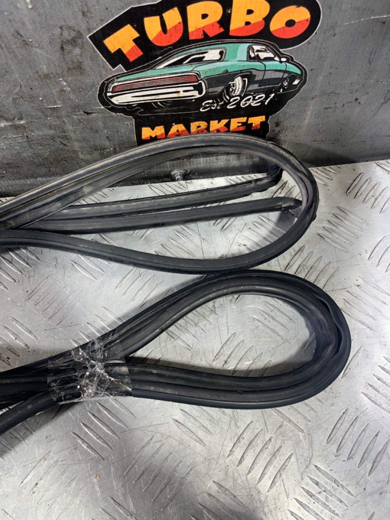 https://ycs.partsauto.market/partsauto-images/thmbs/userImages/7493bedda53ffbba18042670cc6fed05/part/76eba28f-ff56-41ec-8e0e-59ed74e47126_1729857684783.jpg