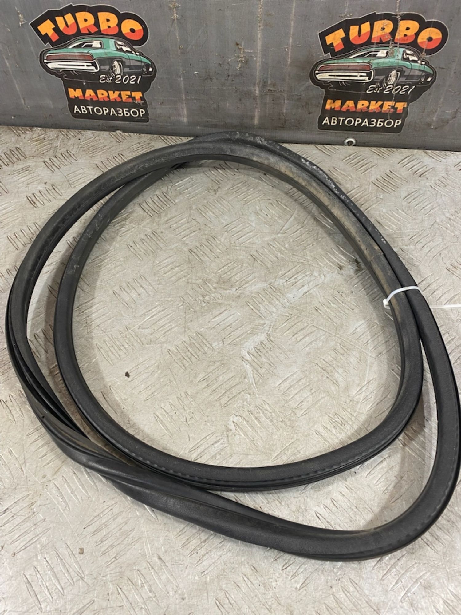 https://ycs.partsauto.market/partsauto-images/thmbs/userImages/7493bedda53ffbba18042670cc6fed05/part/77ee7ac3-9906-4575-bab8-c26a828945ba_1721827410520.jpg