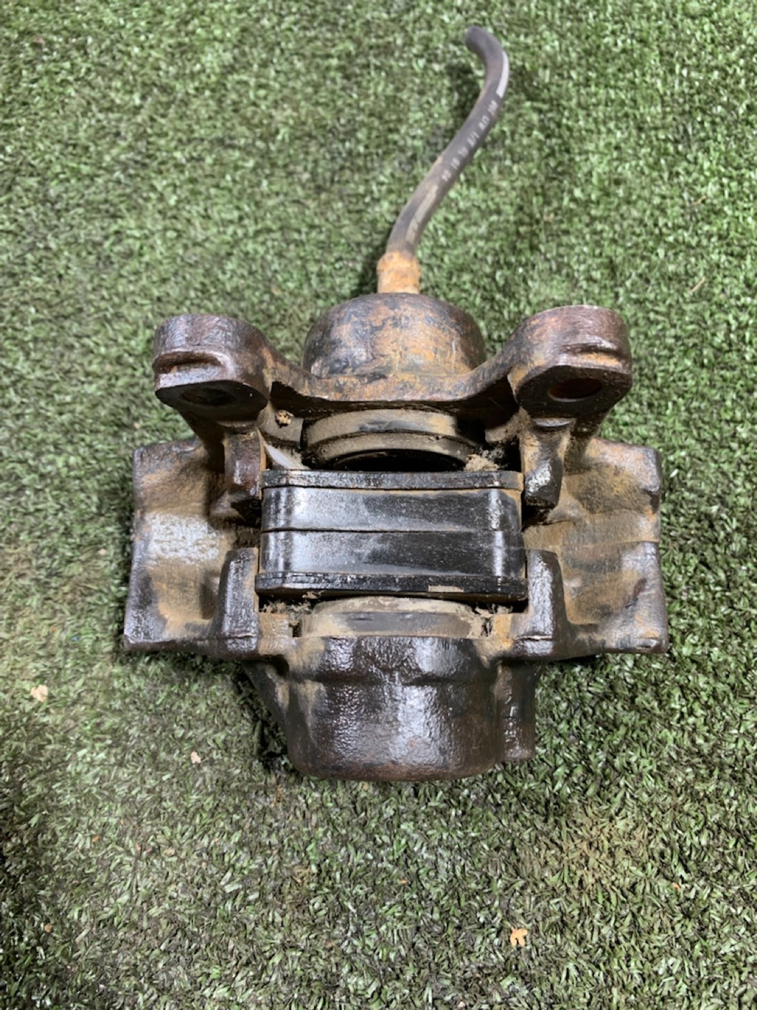 https://ycs.partsauto.market/partsauto-images/thmbs/userImages/7493bedda53ffbba18042670cc6fed05/part/7890348f-ce52-47fa-a3f6-d73dcb991f4d_1736507894359.jpg