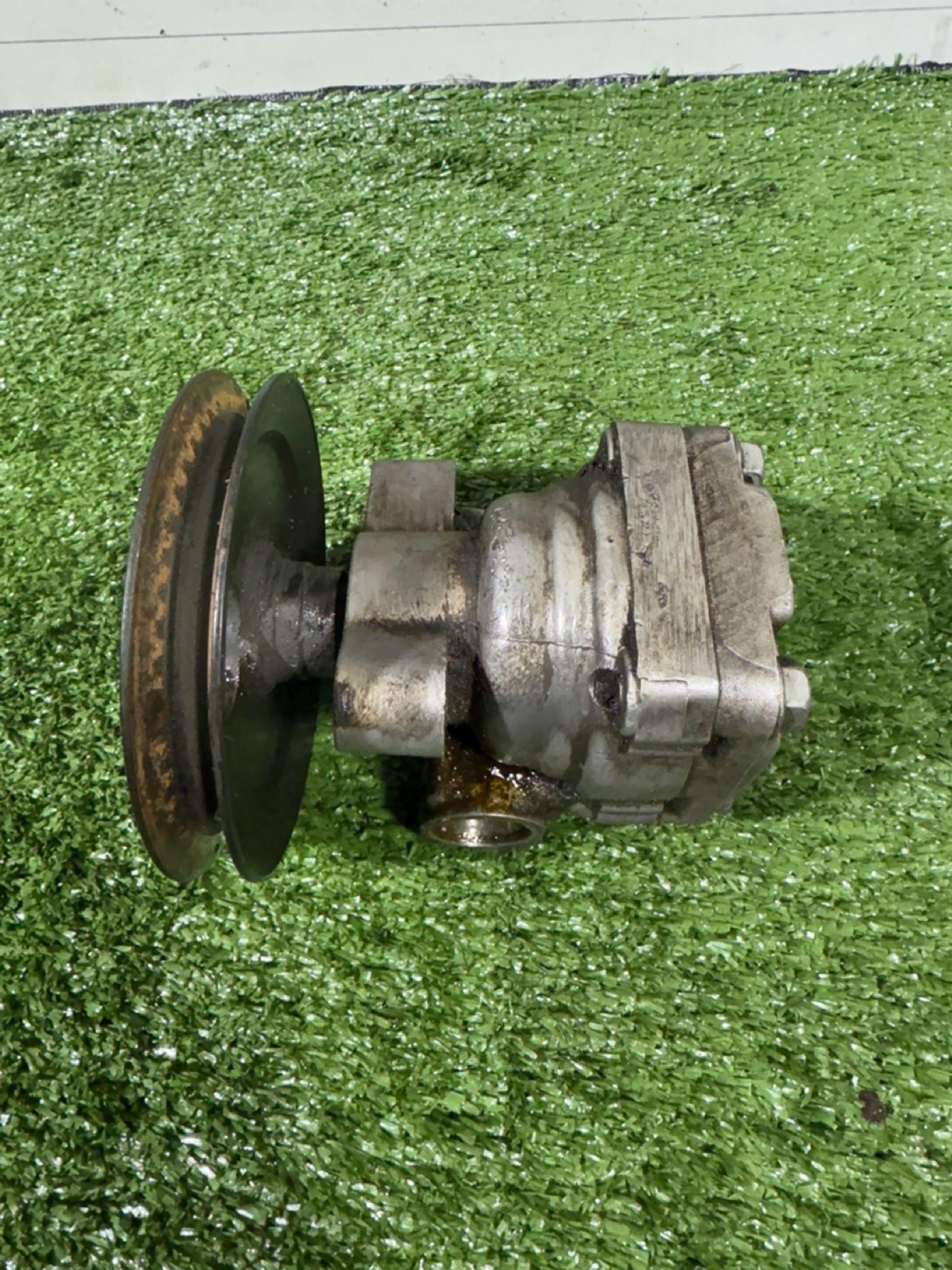 https://ycs.partsauto.market/partsauto-images/thmbs/userImages/7493bedda53ffbba18042670cc6fed05/part/79f51874-f42d-46be-abce-542f06f2081b_1740144290577.jpg