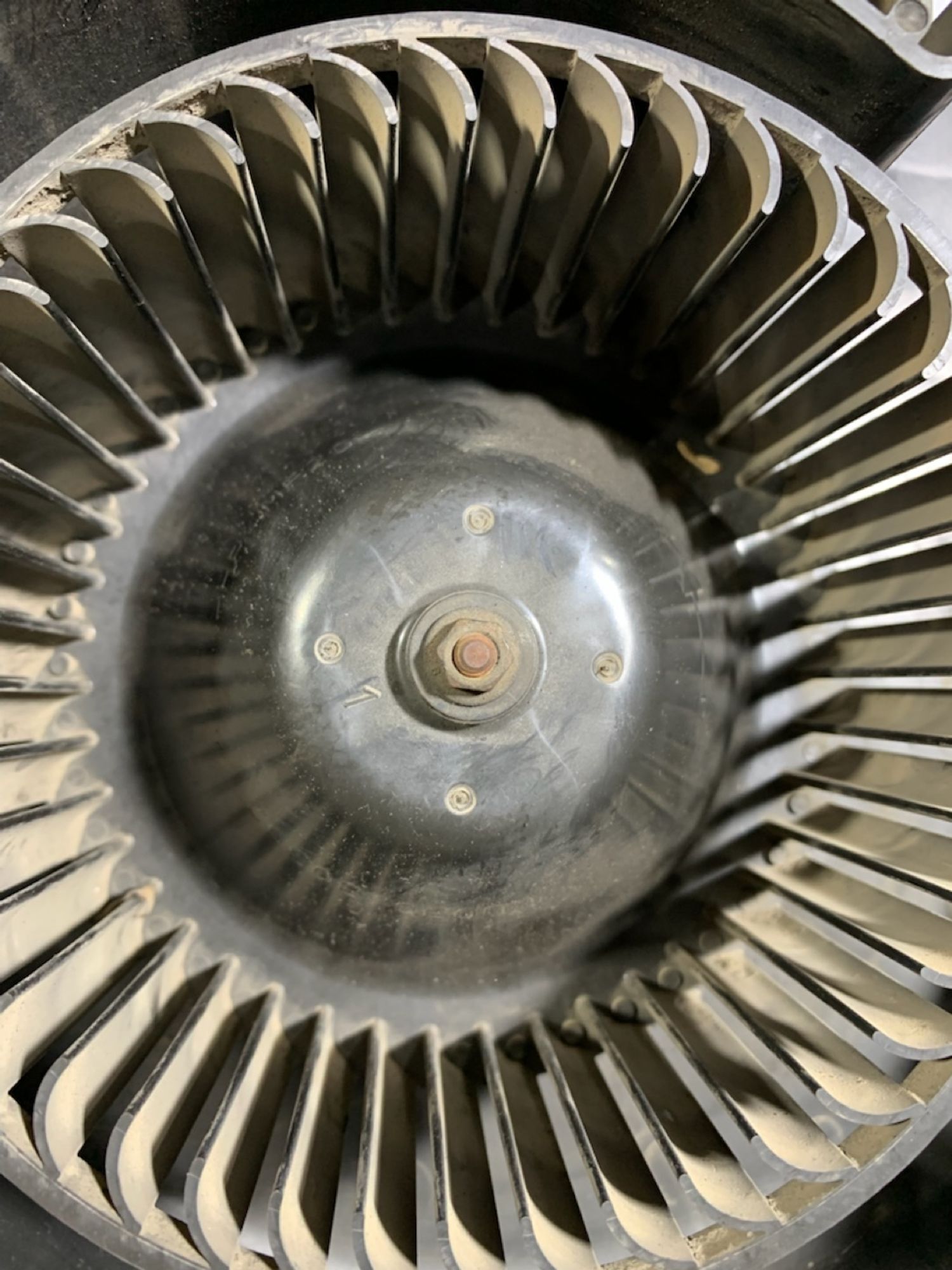 https://ycs.partsauto.market/partsauto-images/thmbs/userImages/7493bedda53ffbba18042670cc6fed05/part/7a752787-7cee-459b-827c-4fd3d5ba5f62_1731329973395.jpg