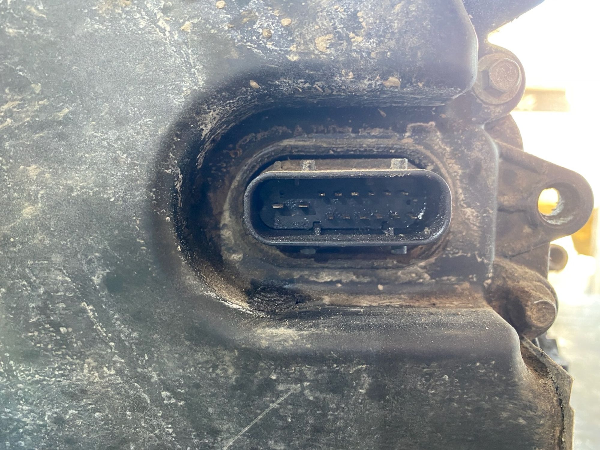 https://ycs.partsauto.market/partsauto-images/thmbs/userImages/7493bedda53ffbba18042670cc6fed05/part/7bc0d61f-bdaf-40a3-902b-5d9b0409d84c_1729095521949.jpg