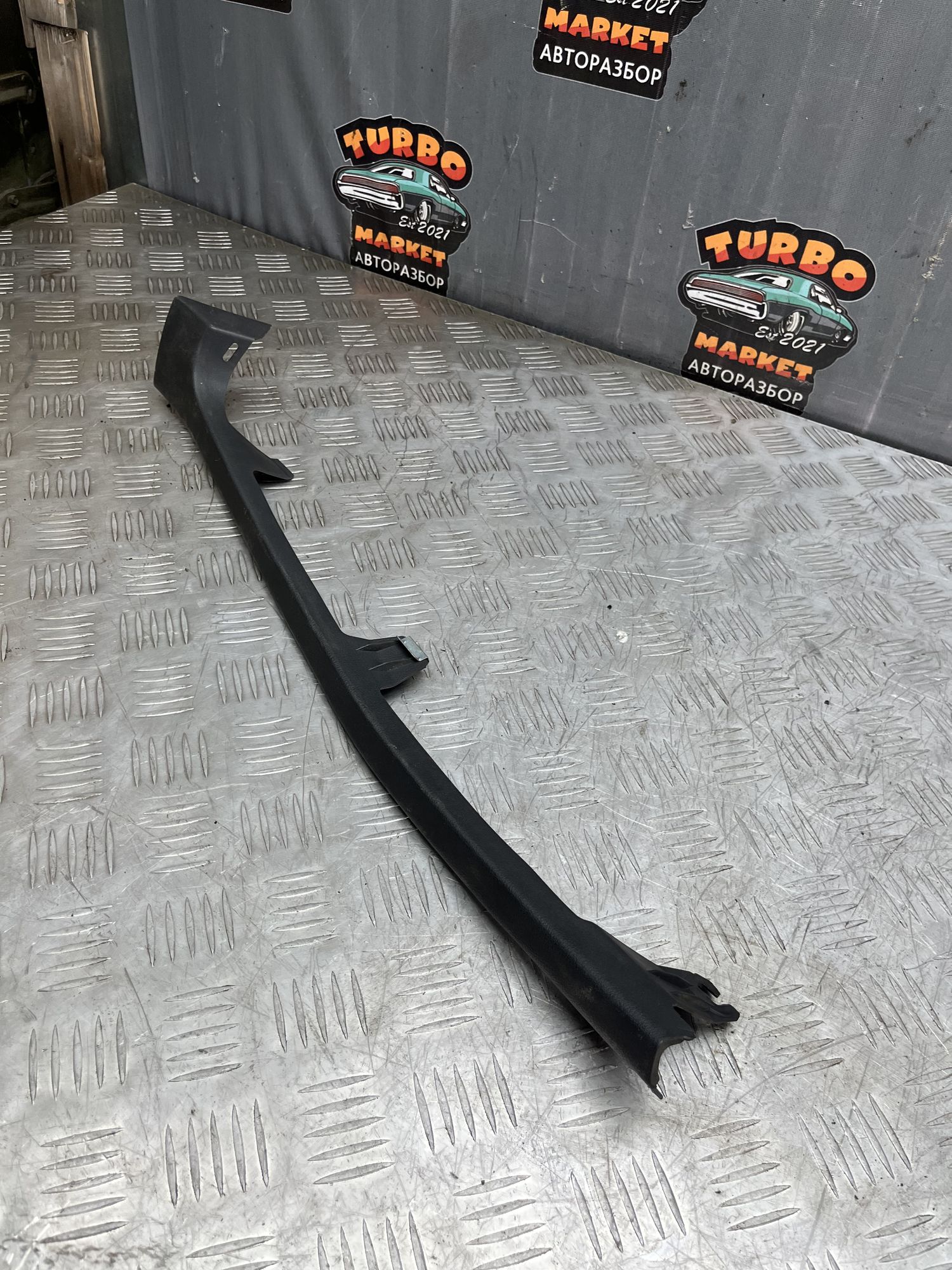 https://ycs.partsauto.market/partsauto-images/thmbs/userImages/7493bedda53ffbba18042670cc6fed05/part/7cbb3043-b553-4d06-a151-d7045f05425c_1717682916257.jpg