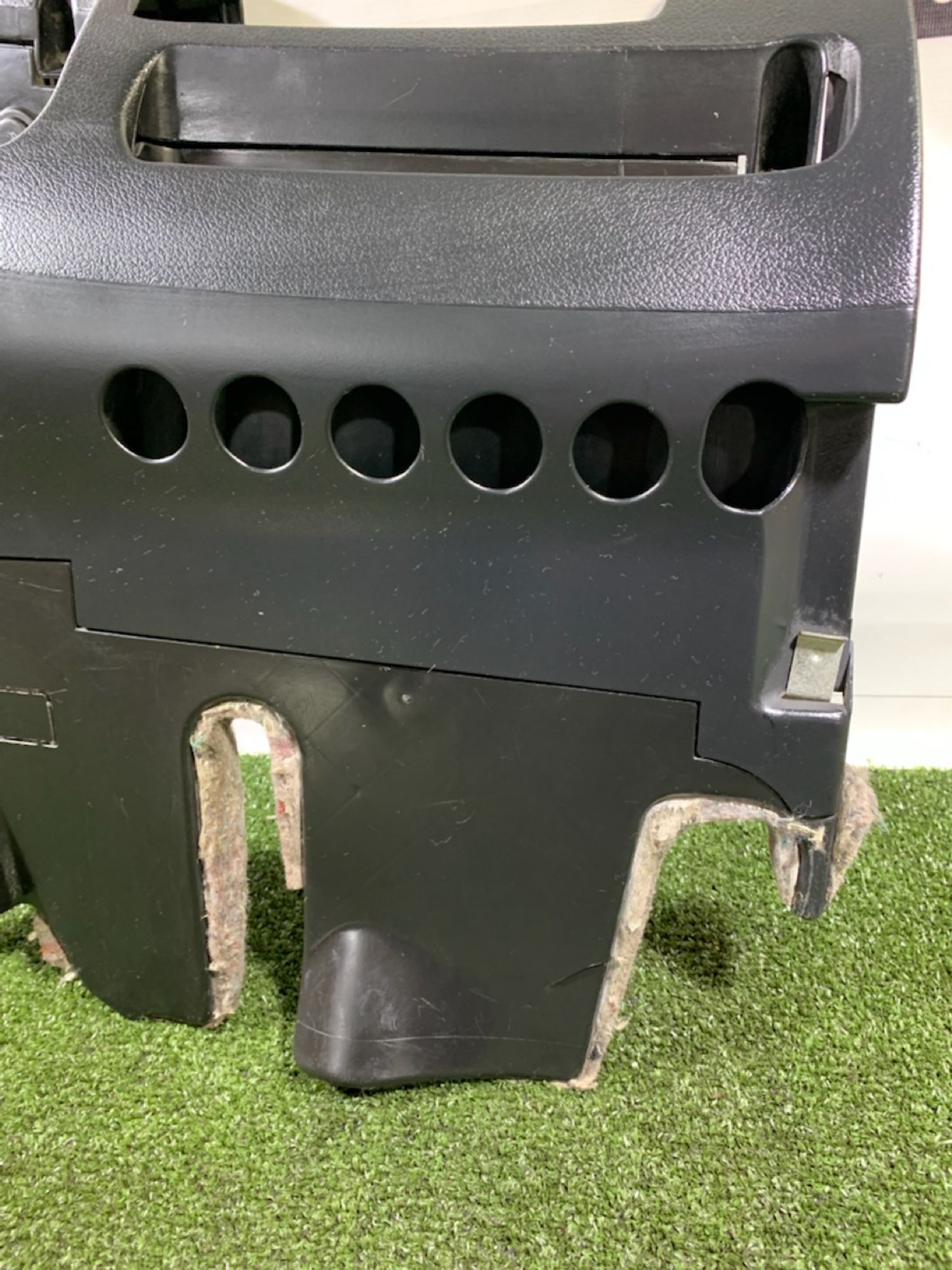 https://ycs.partsauto.market/partsauto-images/thmbs/userImages/7493bedda53ffbba18042670cc6fed05/part/7d3c9f6f-4d4b-4ad3-830a-0ecfa69a5afc_1737383293202.jpg
