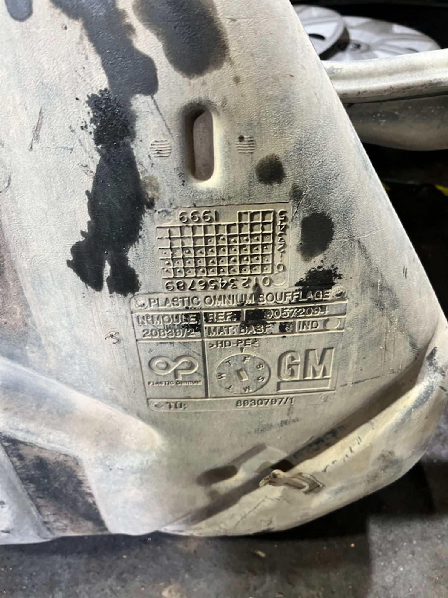 https://ycs.partsauto.market/partsauto-images/thmbs/userImages/7493bedda53ffbba18042670cc6fed05/part/7efe099b-f9ea-4539-8d09-b156c423f133_1729856057437.jpg