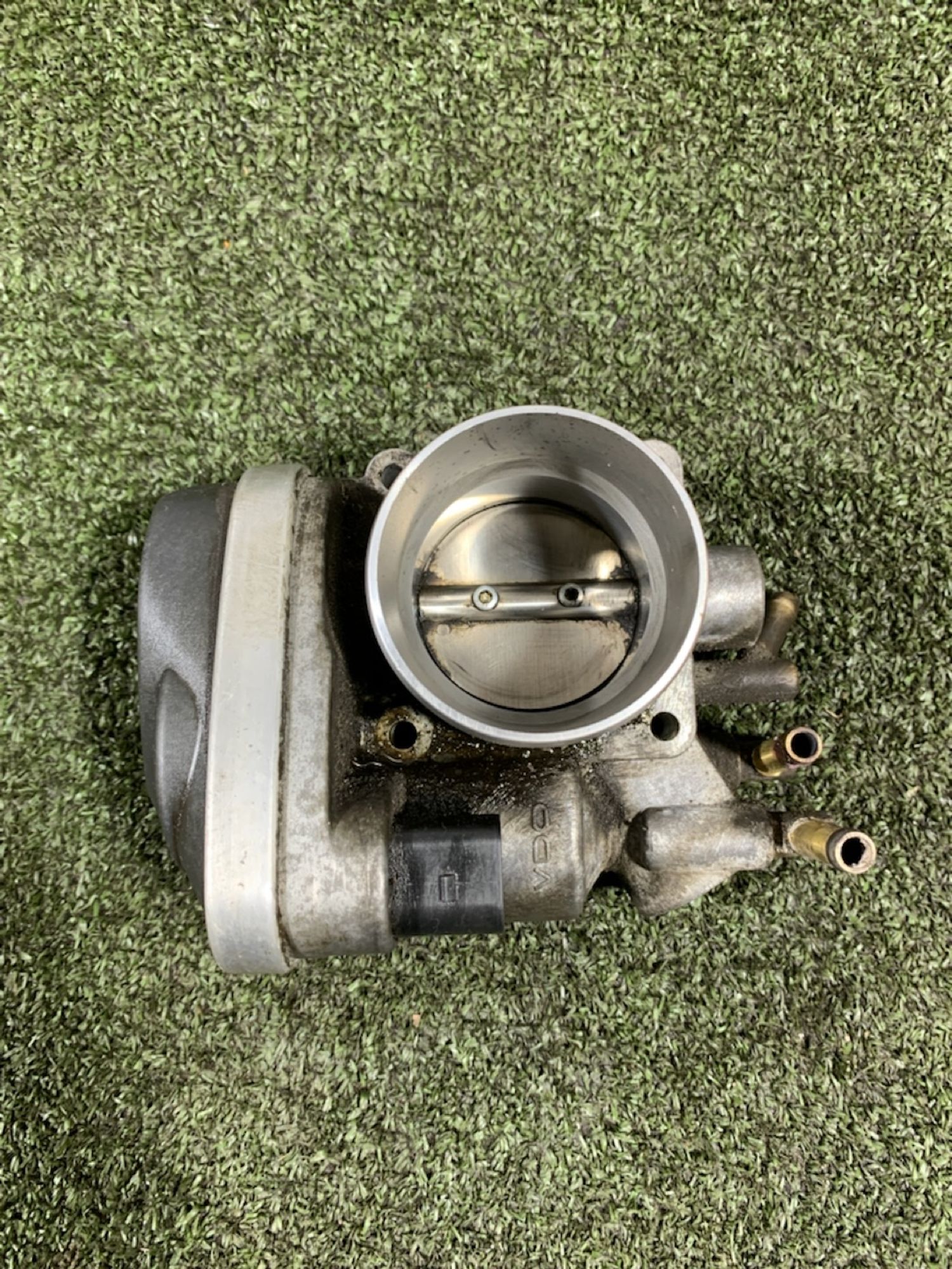 https://ycs.partsauto.market/partsauto-images/thmbs/userImages/7493bedda53ffbba18042670cc6fed05/part/81f61528-6eee-4146-abb6-c6e16eeec6a5_1738054948785.jpg