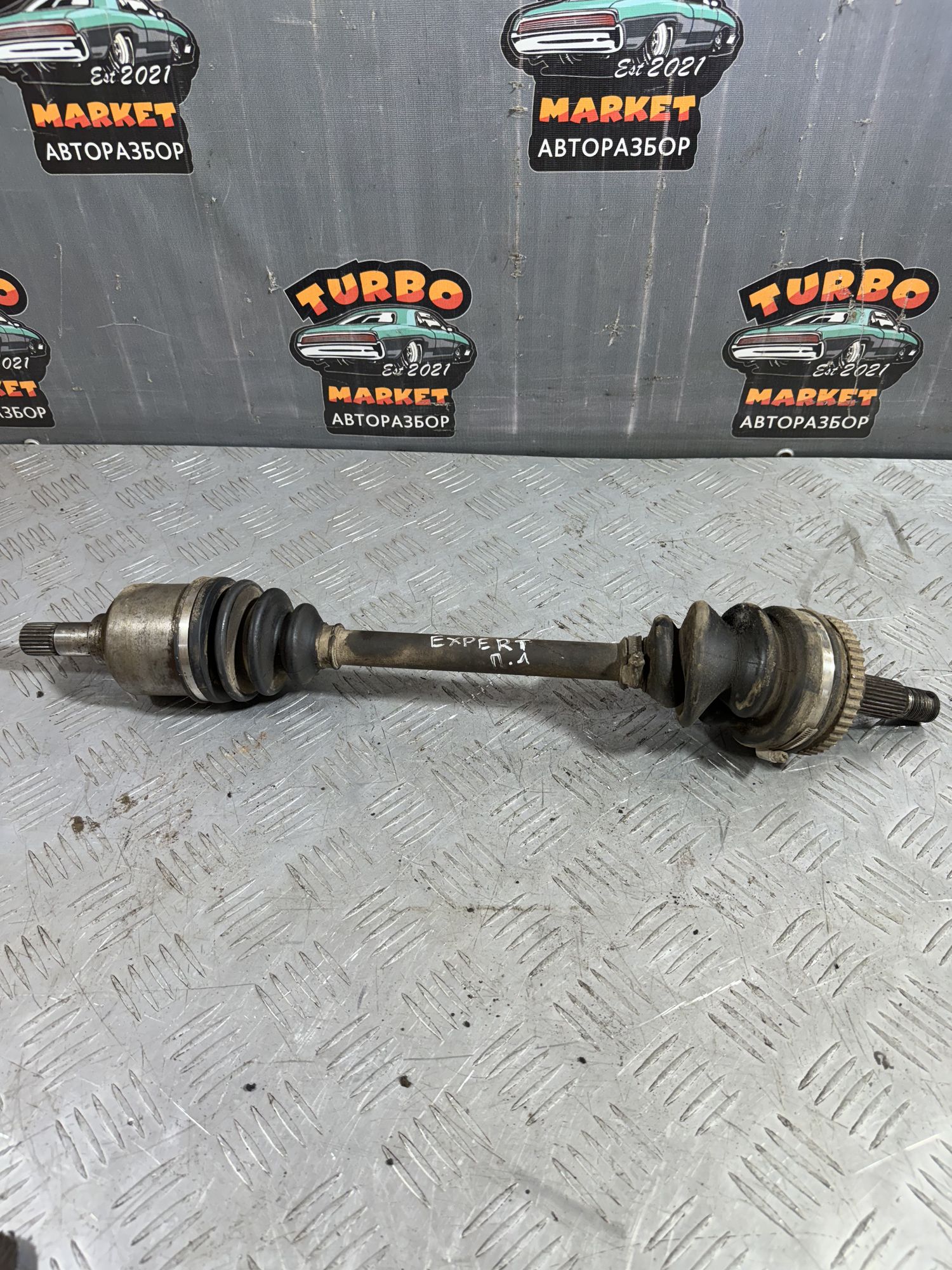 https://ycs.partsauto.market/partsauto-images/thmbs/userImages/7493bedda53ffbba18042670cc6fed05/part/8200e0ce-3c5a-464e-a010-eb6b9ab460b7_1718197623629.jpg