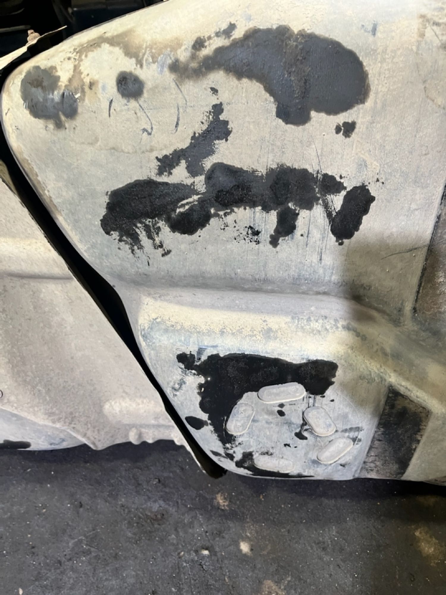 https://ycs.partsauto.market/partsauto-images/thmbs/userImages/7493bedda53ffbba18042670cc6fed05/part/82325572-3af3-48f0-bc66-2777e137f433_1729856060397.jpg
