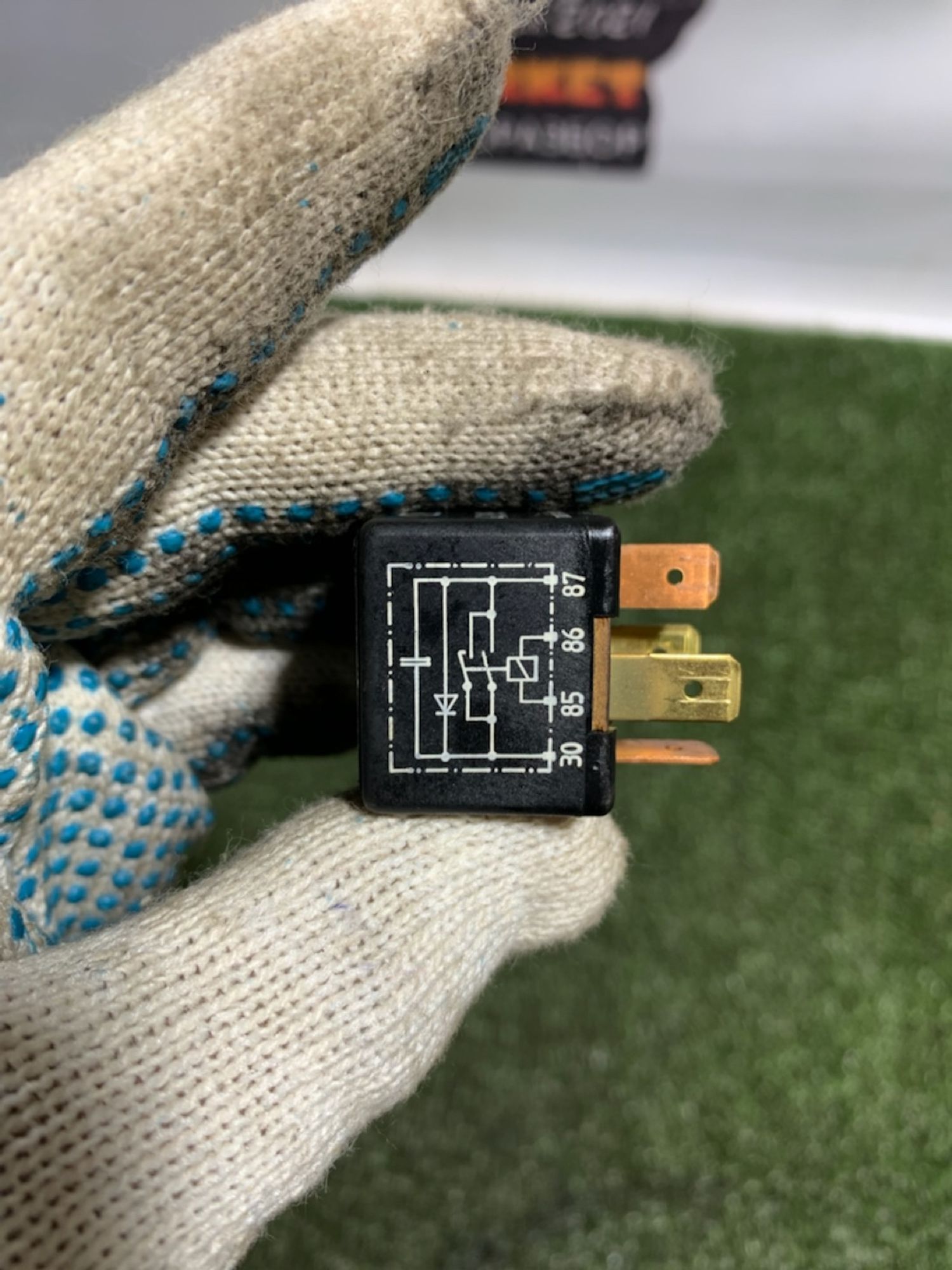 https://ycs.partsauto.market/partsauto-images/thmbs/userImages/7493bedda53ffbba18042670cc6fed05/part/82f924df-8aba-4dc1-81d0-a4a2a1c0891c_1737118913204.jpg