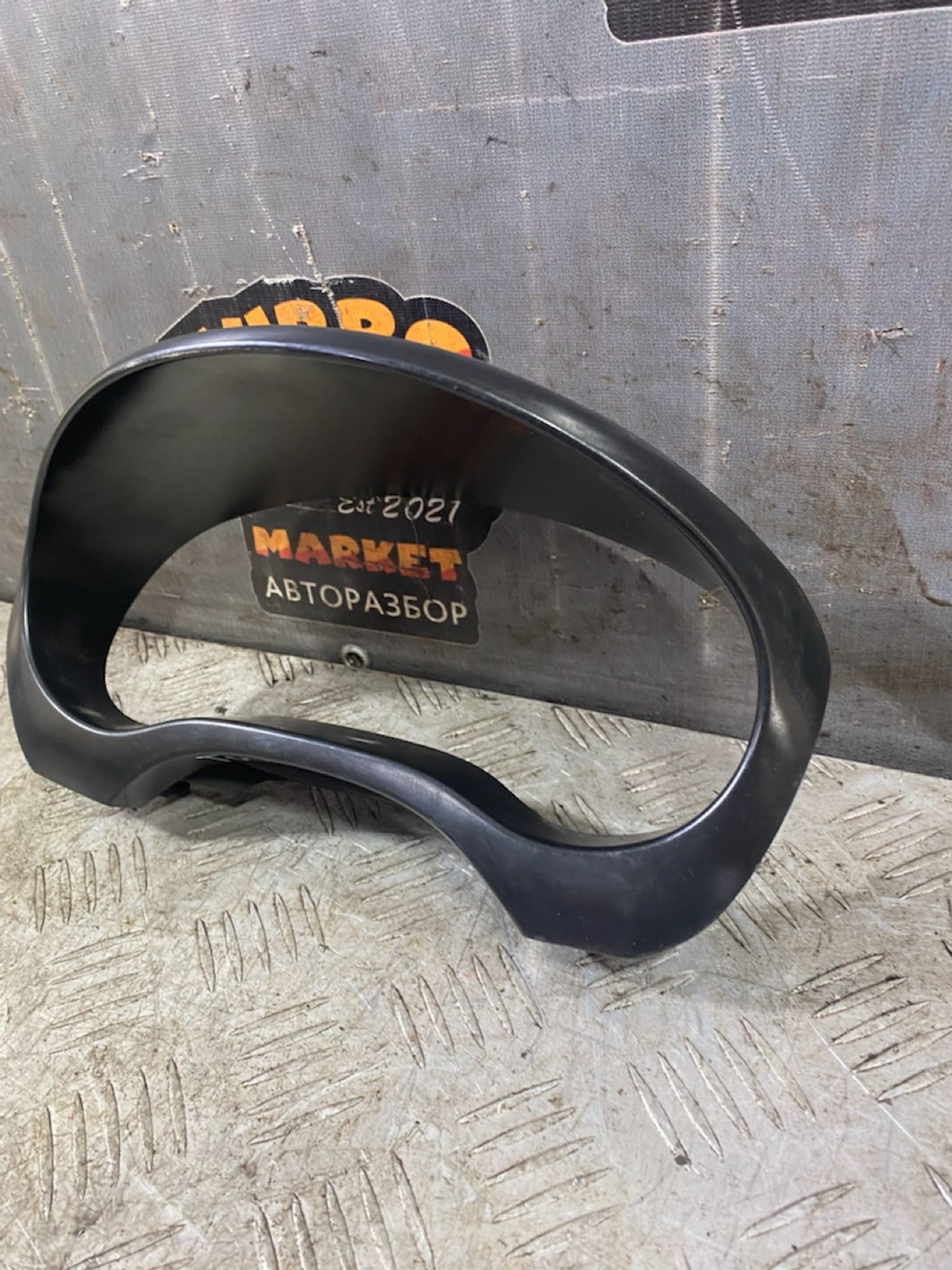 https://ycs.partsauto.market/partsauto-images/thmbs/userImages/7493bedda53ffbba18042670cc6fed05/part/83501013-871f-4391-b059-7dda176a9d57_1724849334962.jpg