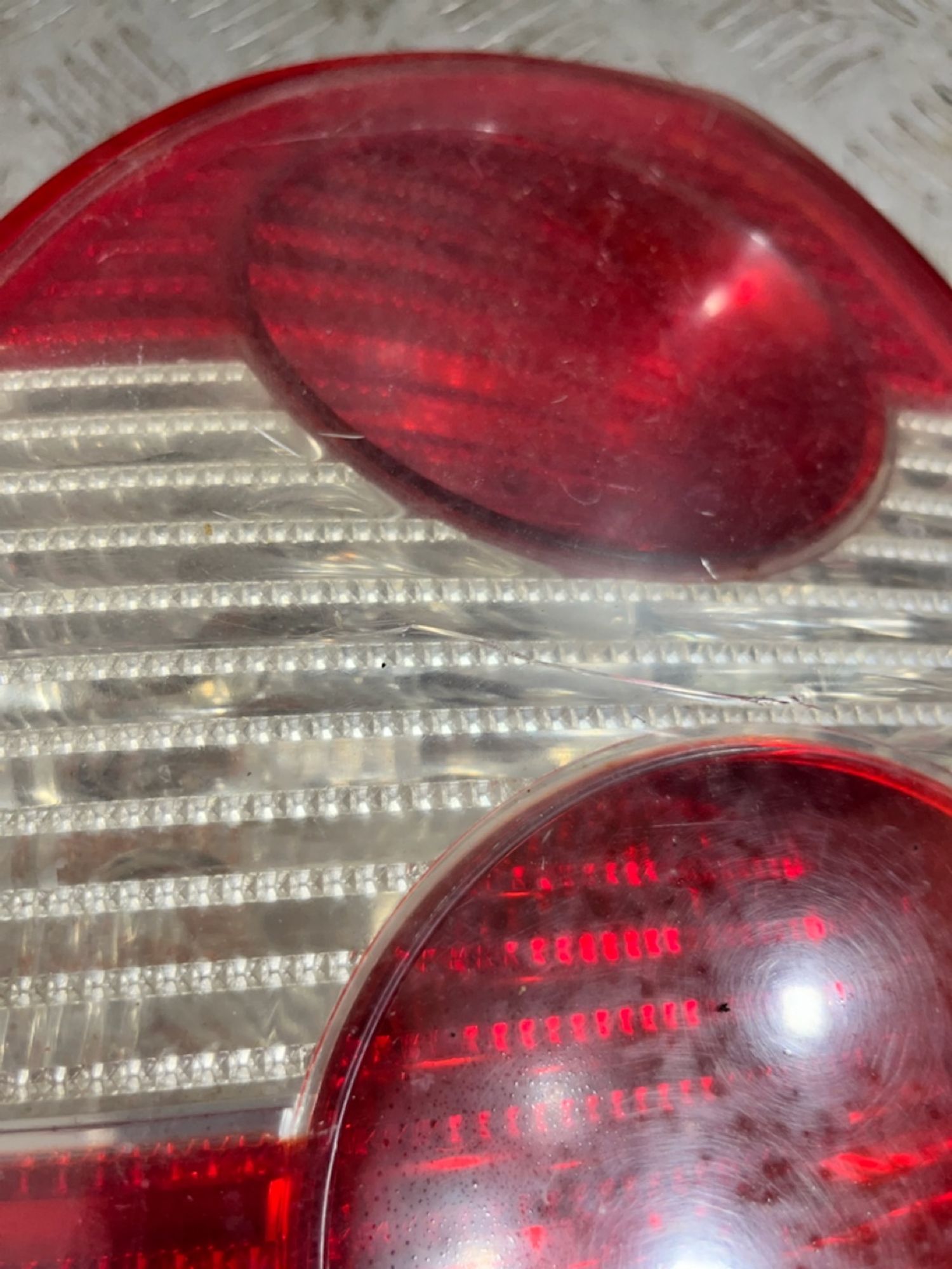 https://ycs.partsauto.market/partsauto-images/thmbs/userImages/7493bedda53ffbba18042670cc6fed05/part/84fd0326-7529-4ce2-afbe-23f1e1595d68_1721301127901.jpg