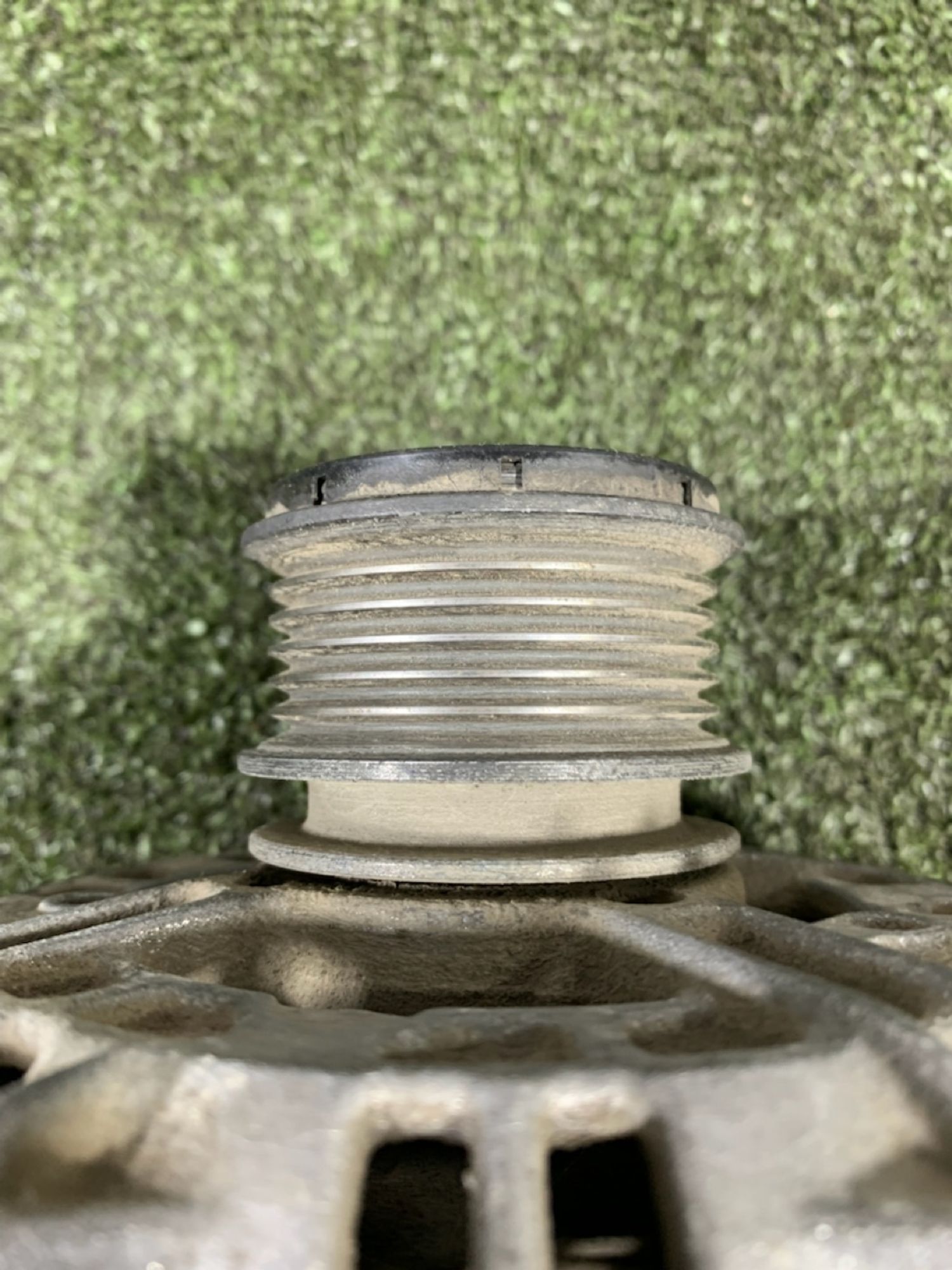 https://ycs.partsauto.market/partsauto-images/thmbs/userImages/7493bedda53ffbba18042670cc6fed05/part/86a3dc15-88fa-417a-8014-7f1c75fd657a_1738060715921.jpg