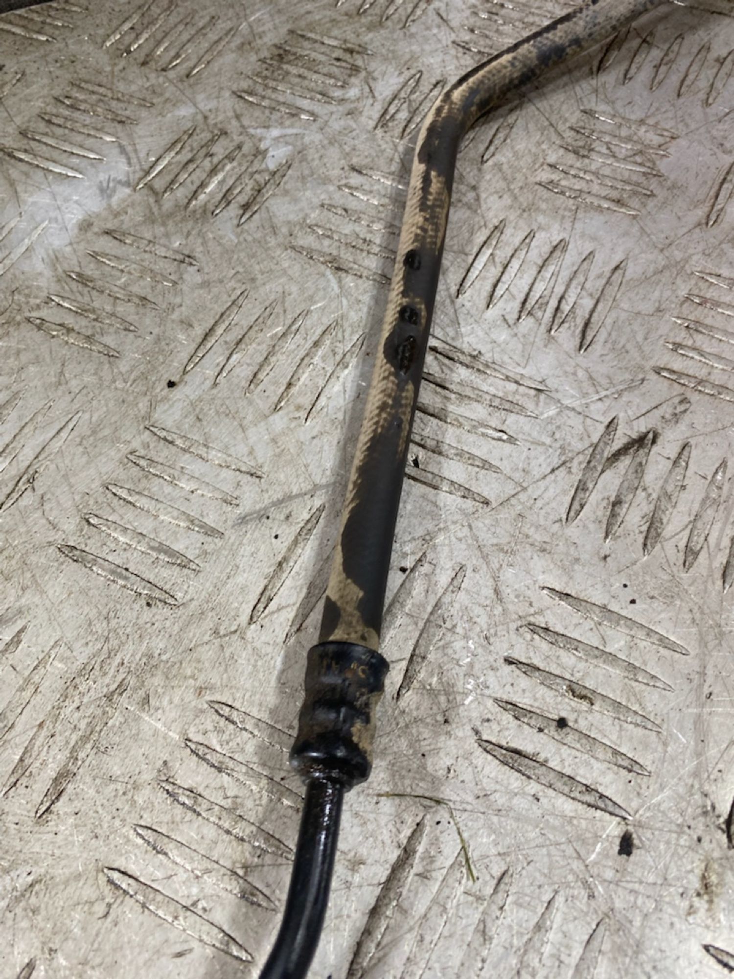 https://ycs.partsauto.market/partsauto-images/thmbs/userImages/7493bedda53ffbba18042670cc6fed05/part/86b135d1-2c99-477e-8876-7891a3d48834_1725458886723.jpg