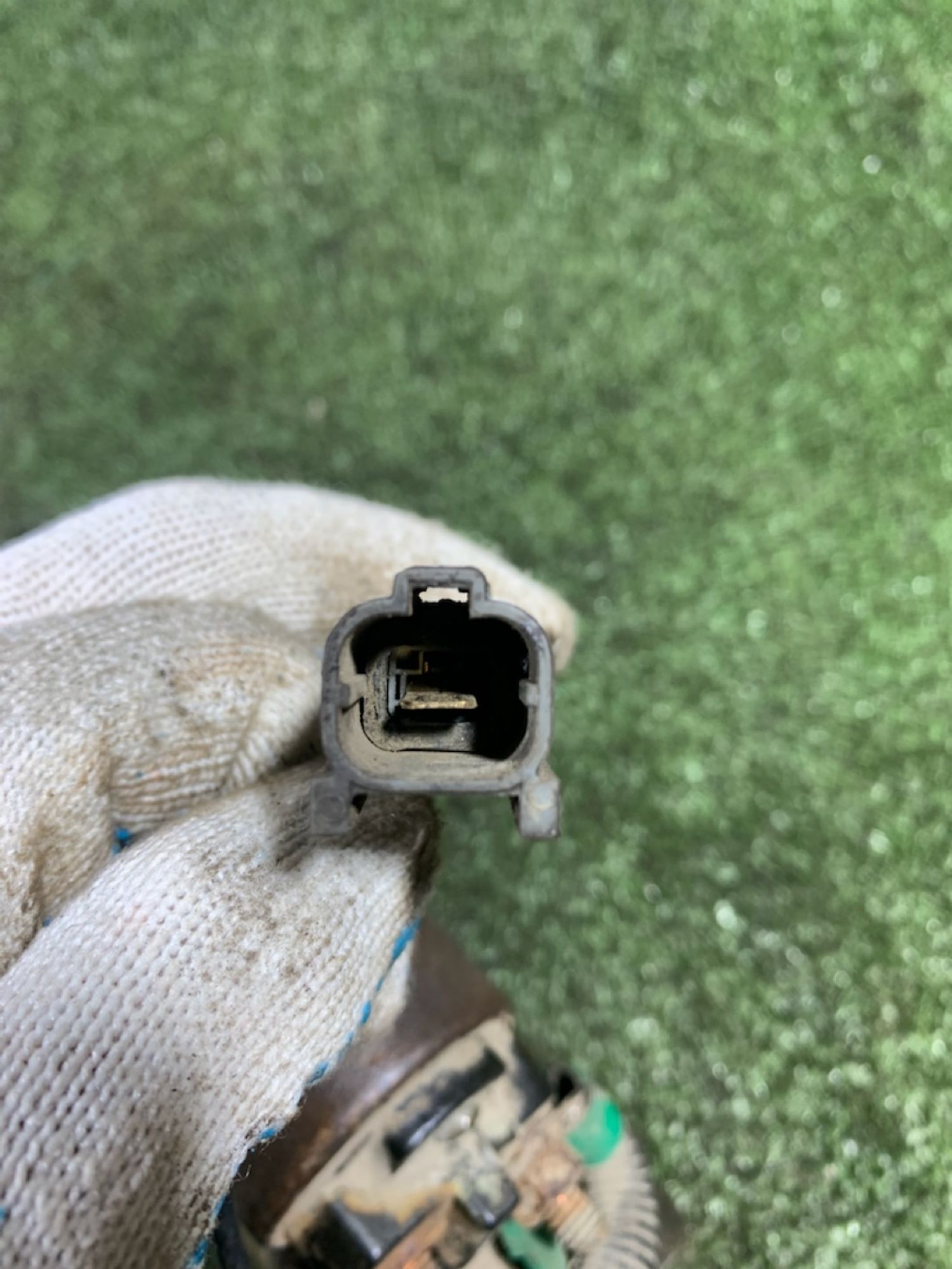https://ycs.partsauto.market/partsauto-images/thmbs/userImages/7493bedda53ffbba18042670cc6fed05/part/8868c34d-0f0d-4bae-8054-3773a60346c4_1734520944790.jpg