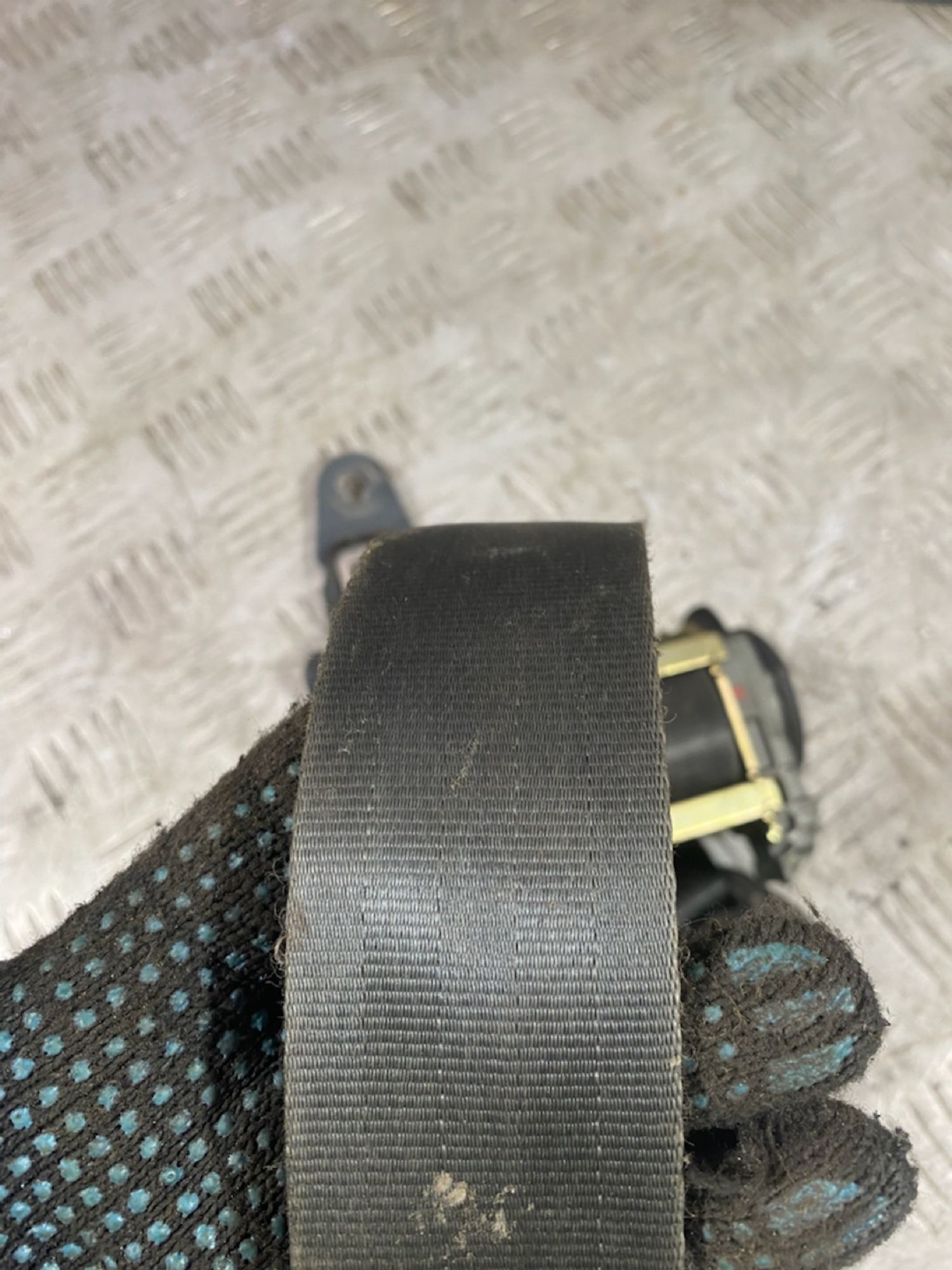 https://ycs.partsauto.market/partsauto-images/thmbs/userImages/7493bedda53ffbba18042670cc6fed05/part/88fd183f-b8d7-41cc-b59b-38700949ce67_1721828798981.jpg