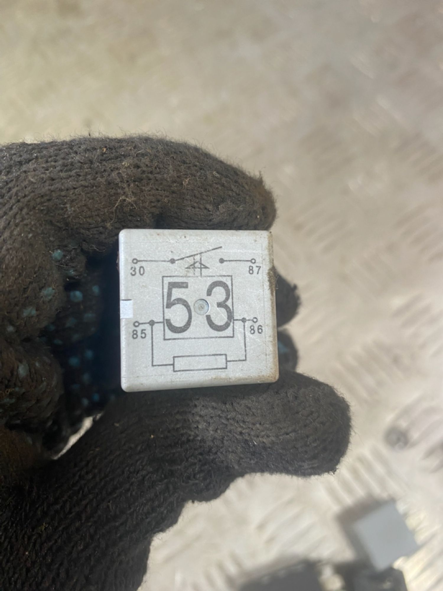 https://ycs.partsauto.market/partsauto-images/thmbs/userImages/7493bedda53ffbba18042670cc6fed05/part/8cc551cd-ae19-4a22-b3d3-194596adc48a_1721405995818.jpg