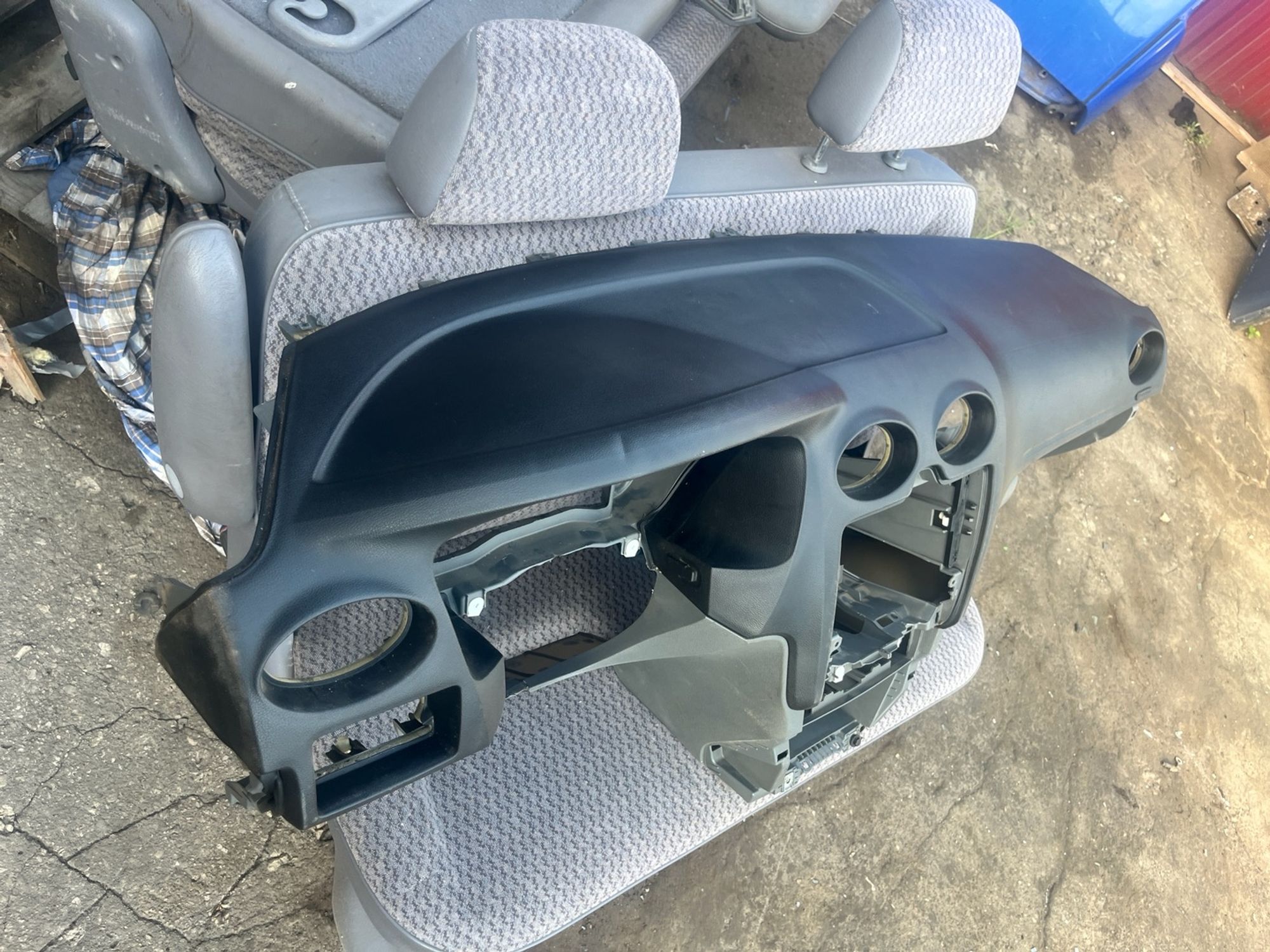 https://ycs.partsauto.market/partsauto-images/thmbs/userImages/7493bedda53ffbba18042670cc6fed05/part/8e63f081-88fb-4ac0-95d4-ff76f5d4155e_1721220311608.jpg