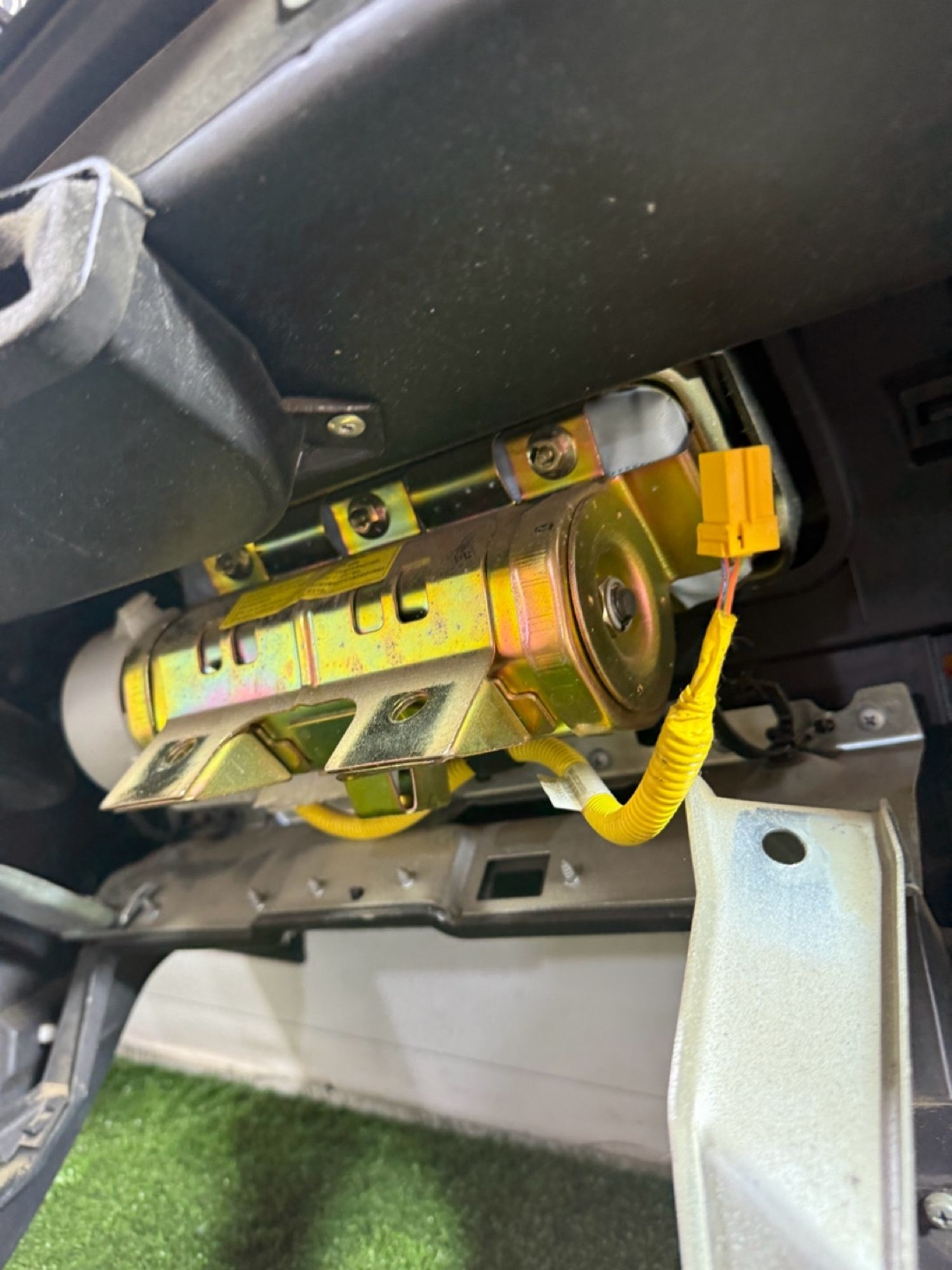 https://ycs.partsauto.market/partsauto-images/thmbs/userImages/7493bedda53ffbba18042670cc6fed05/part/912e2f8f-d0d5-4c73-890f-f3ddc4b2bcfd_1748248402283.jpg