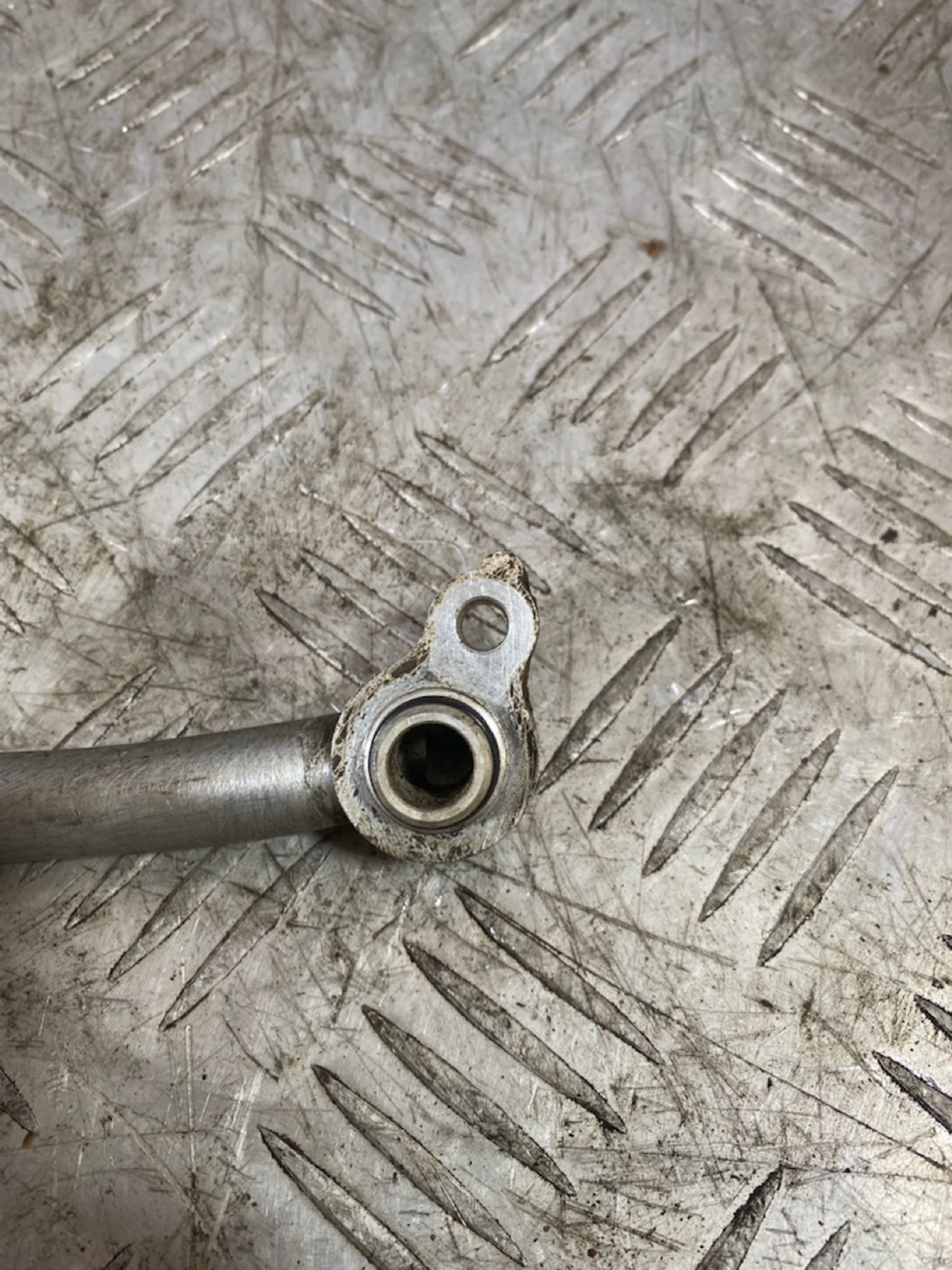 https://ycs.partsauto.market/partsauto-images/thmbs/userImages/7493bedda53ffbba18042670cc6fed05/part/917a203e-8573-435d-bf1c-a150b1a43167_1720519785814.jpg
