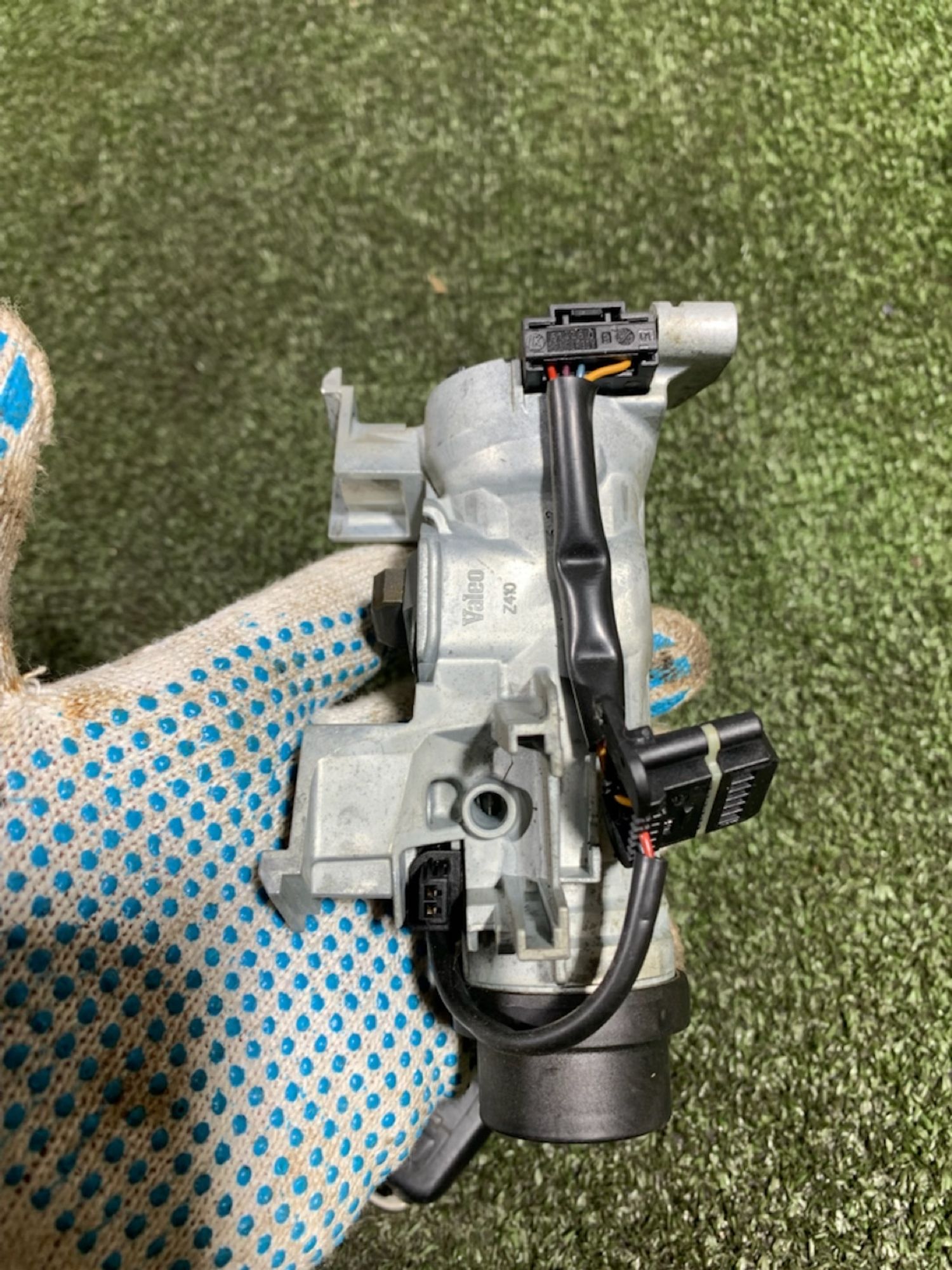 https://ycs.partsauto.market/partsauto-images/thmbs/userImages/7493bedda53ffbba18042670cc6fed05/part/91a3694b-552c-4bde-bde6-24c56274cfbd_1738144082626.jpg