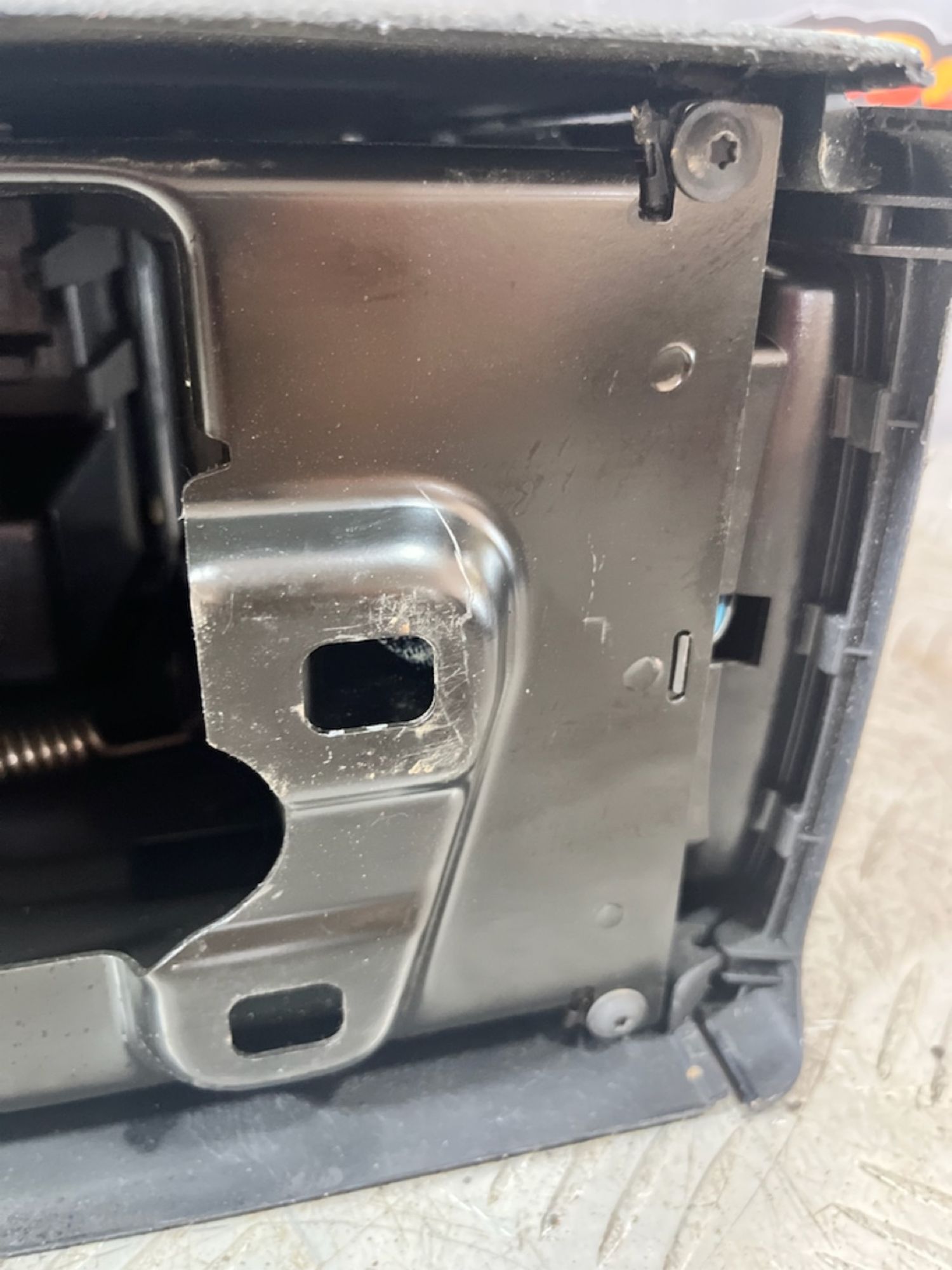 https://ycs.partsauto.market/partsauto-images/thmbs/userImages/7493bedda53ffbba18042670cc6fed05/part/924faa9c-8c83-49c6-b115-75520a20e333_1721324128358.jpg