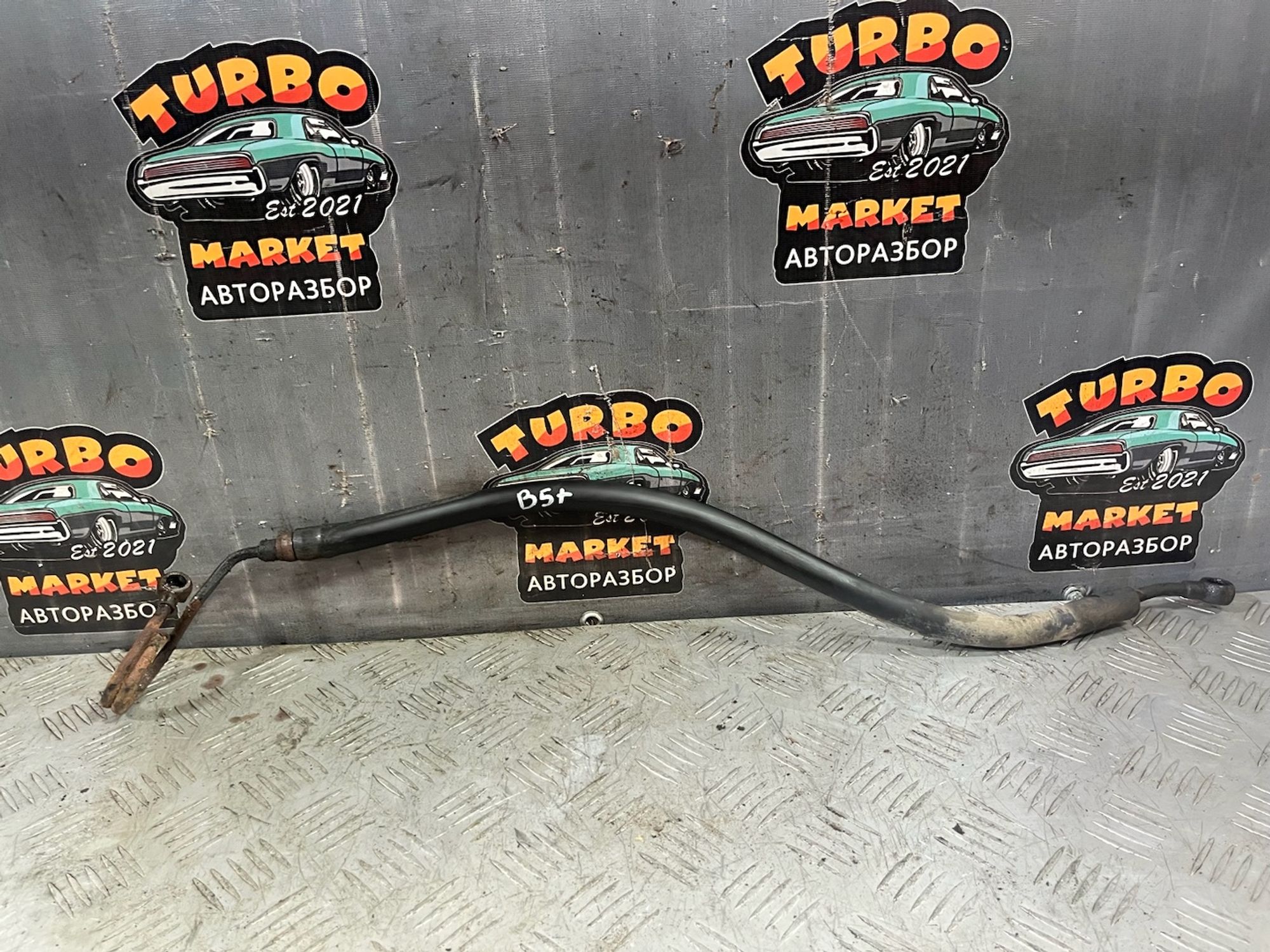 https://ycs.partsauto.market/partsauto-images/thmbs/userImages/7493bedda53ffbba18042670cc6fed05/part/92ed61a7-fb00-4f1f-8178-72aafdb29482_1721385139751.jpg