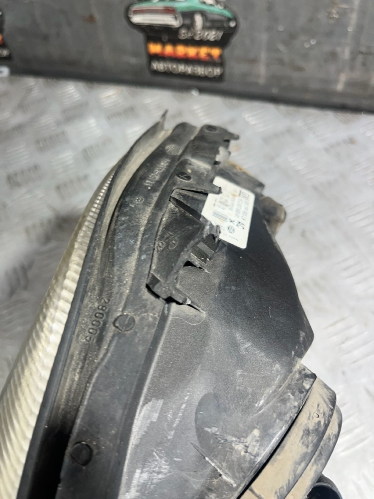https://ycs.partsauto.market/partsauto-images/thmbs/userImages/7493bedda53ffbba18042670cc6fed05/part/93e5a38f-30e0-497b-b882-ce070ee22799_1729752677841.jpg