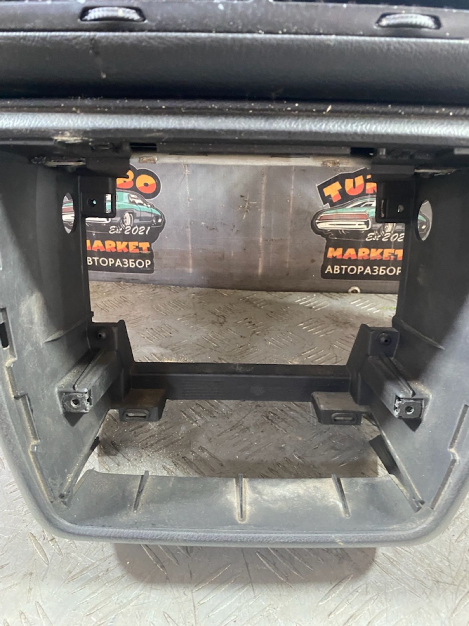 https://ycs.partsauto.market/partsauto-images/thmbs/userImages/7493bedda53ffbba18042670cc6fed05/part/94a9e781-5773-476c-b447-e600a18a948a_1721458169099.jpg