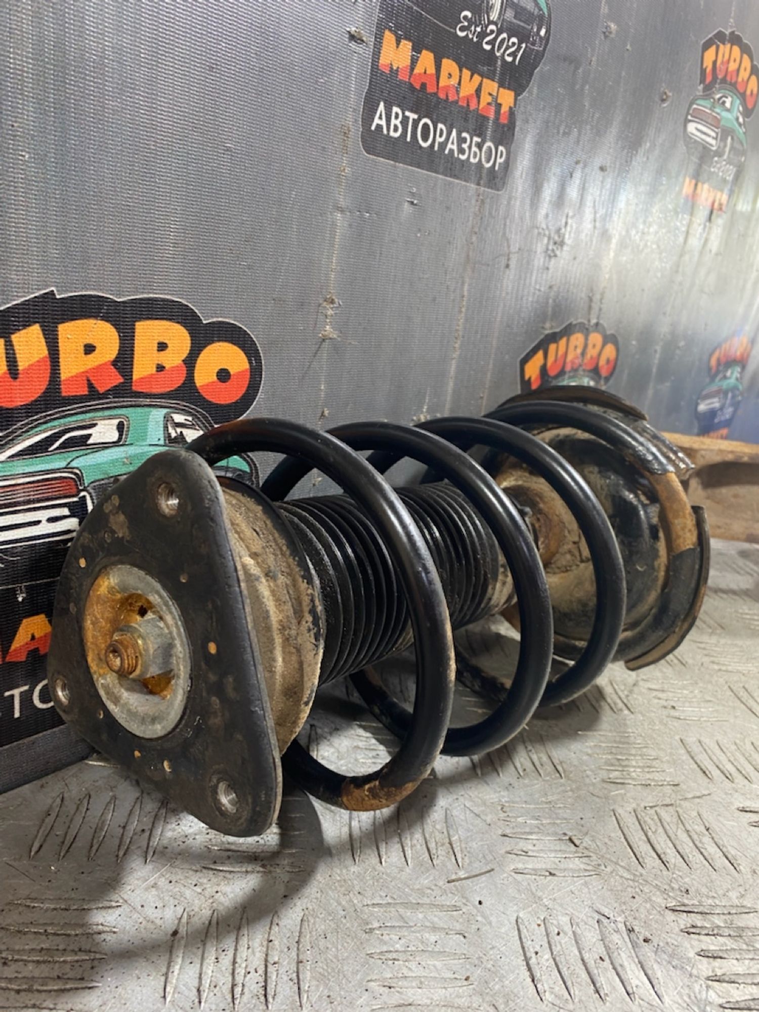 https://ycs.partsauto.market/partsauto-images/thmbs/userImages/7493bedda53ffbba18042670cc6fed05/part/980ee29b-9e3e-4e75-be8a-f3a95fc8fa57_1721221606753.jpg