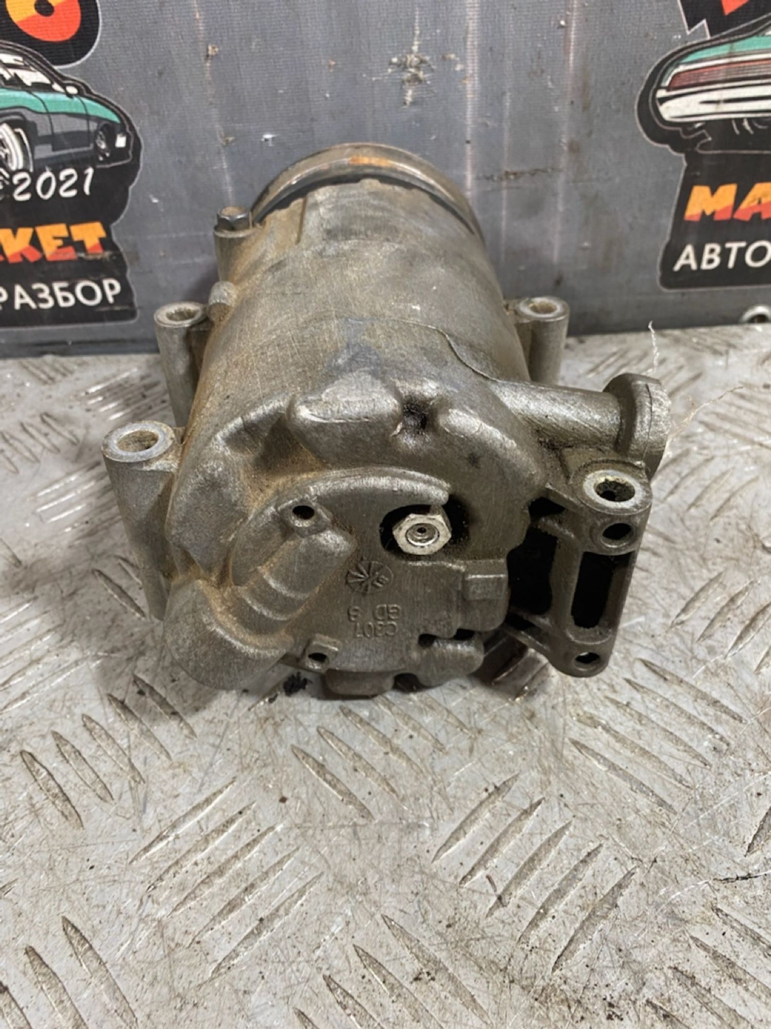 https://ycs.partsauto.market/partsauto-images/thmbs/userImages/7493bedda53ffbba18042670cc6fed05/part/99eaac71-d75a-465d-bff0-8ff9432aab29_1720791109874.jpg