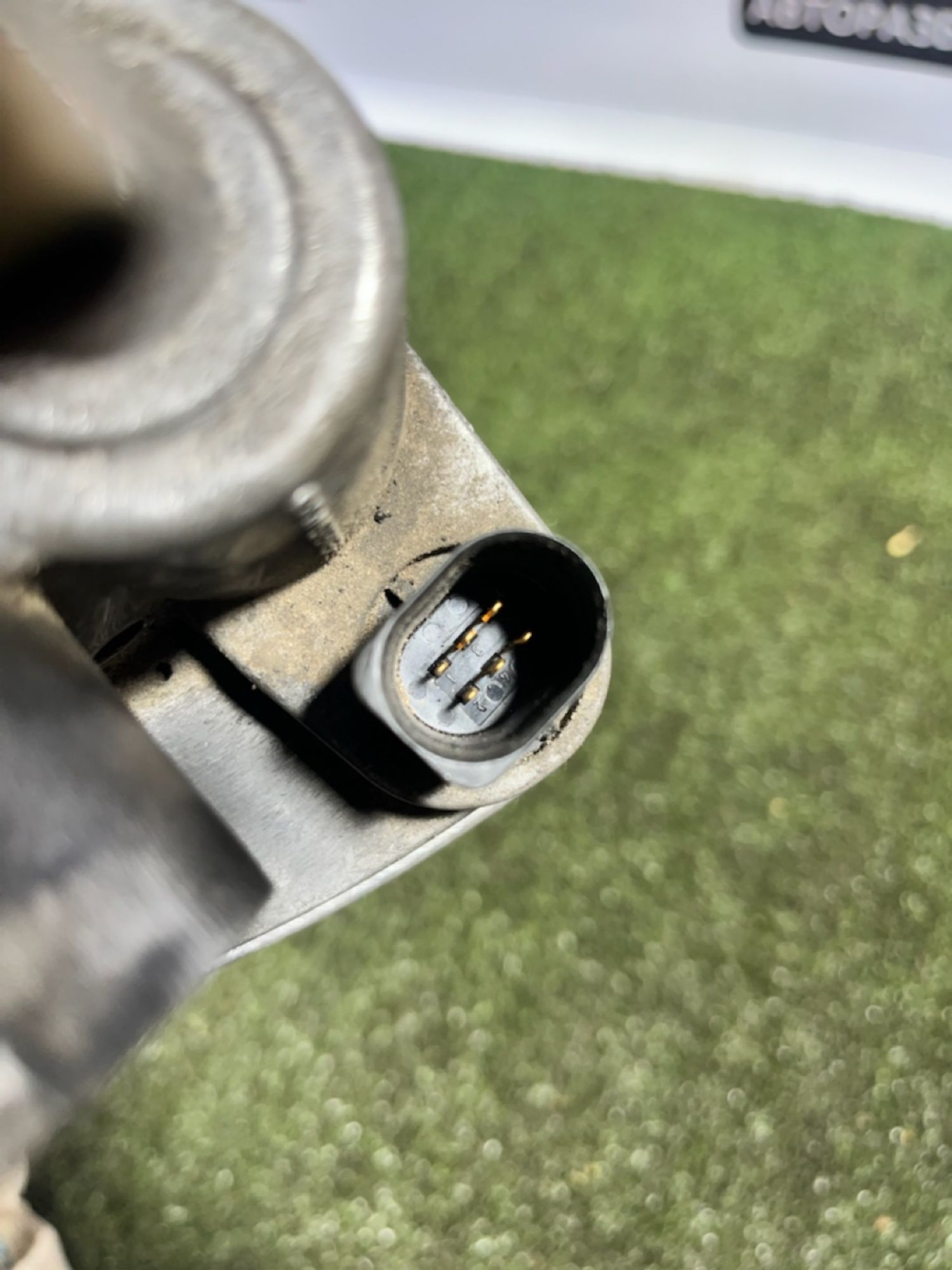 https://ycs.partsauto.market/partsauto-images/thmbs/userImages/7493bedda53ffbba18042670cc6fed05/part/9acaa6d3-0b3d-4097-ab59-955df04e6c8a_1731667510404.jpg