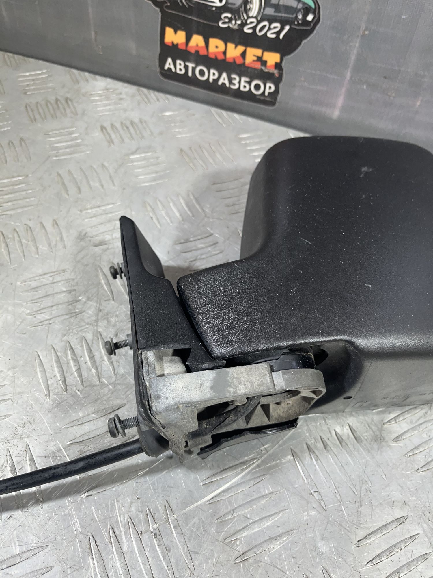 https://ycs.partsauto.market/partsauto-images/thmbs/userImages/7493bedda53ffbba18042670cc6fed05/part/9b4e9168-4633-4b38-923c-7eb5ccaabcef_1718110060443.jpg