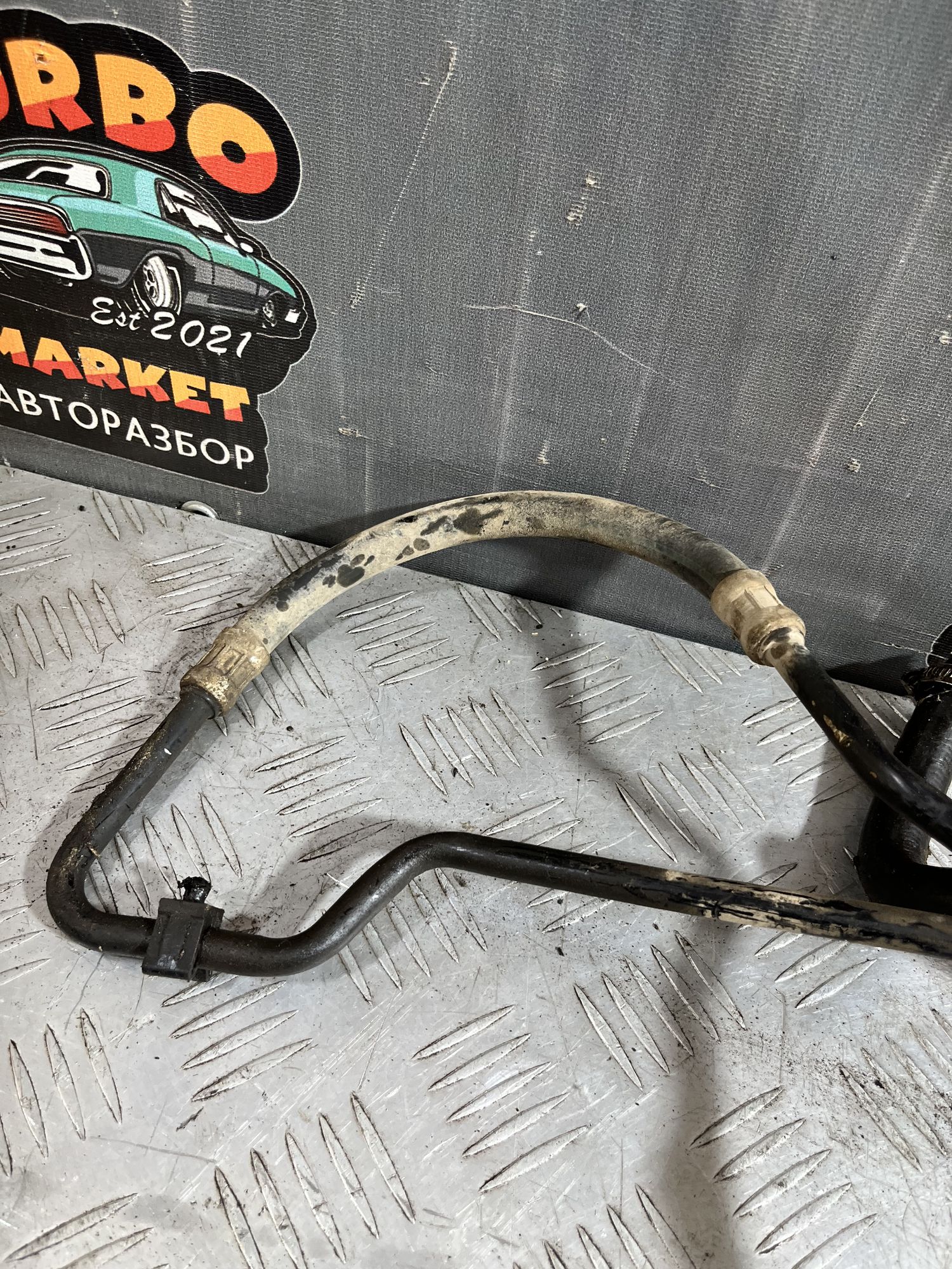 https://ycs.partsauto.market/partsauto-images/thmbs/userImages/7493bedda53ffbba18042670cc6fed05/part/9d7b86f9-2a34-42a8-86b9-5e7c4ba6e0ca_1718279512879.jpg