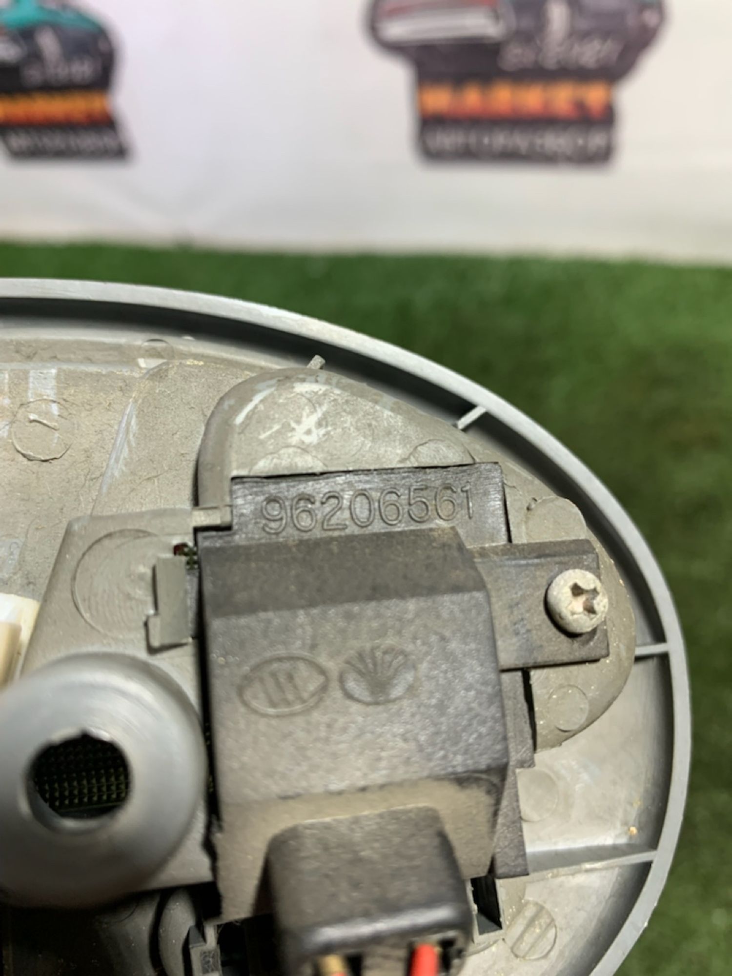 https://ycs.partsauto.market/partsauto-images/thmbs/userImages/7493bedda53ffbba18042670cc6fed05/part/9f47f9ee-ba92-4724-8d3a-7b994bcc41bd_1743689294132.jpg