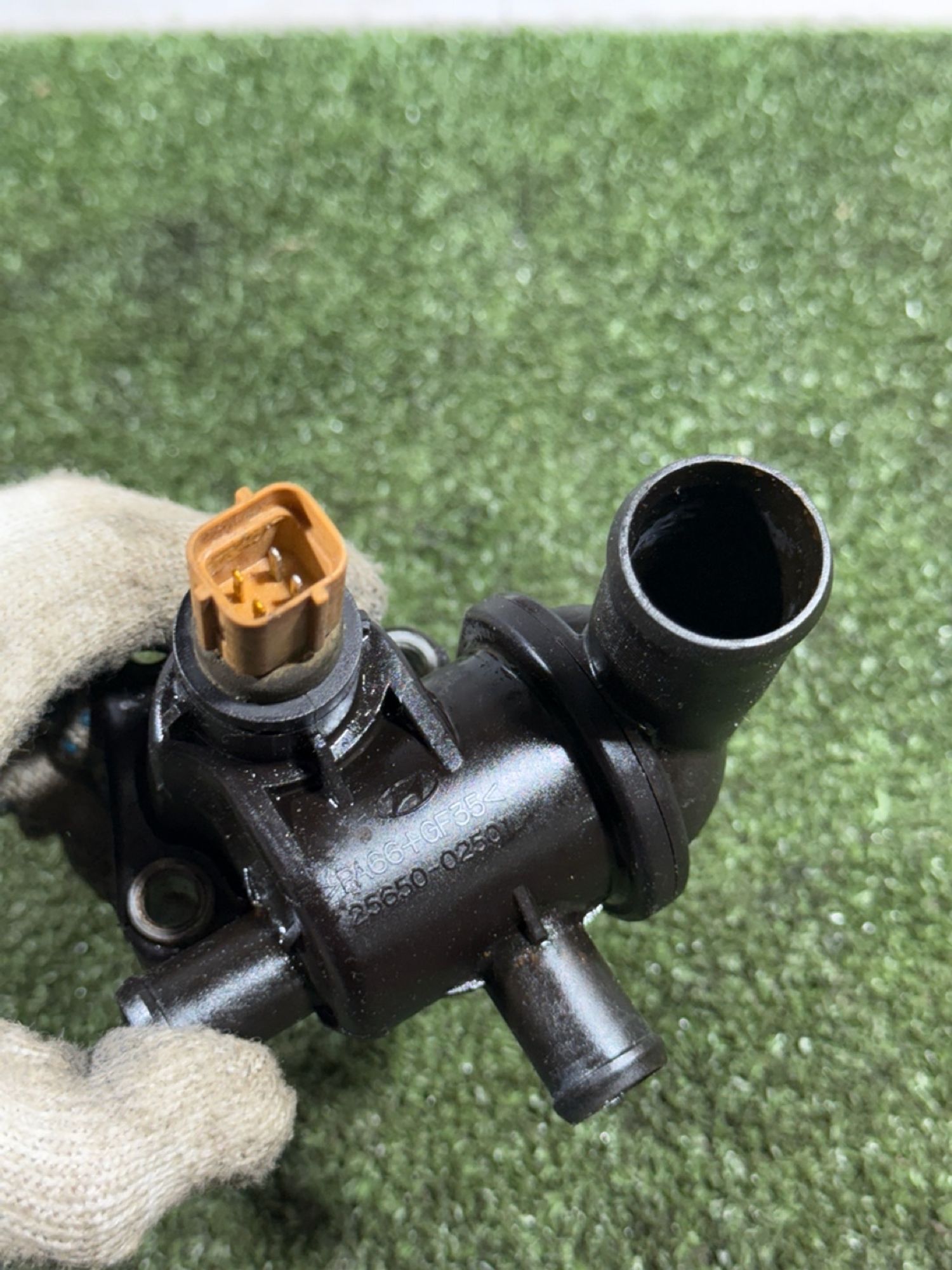 https://ycs.partsauto.market/partsauto-images/thmbs/userImages/7493bedda53ffbba18042670cc6fed05/part/a0ef564b-0521-44de-81ff-8613ce745c7d_1734685120110.jpg