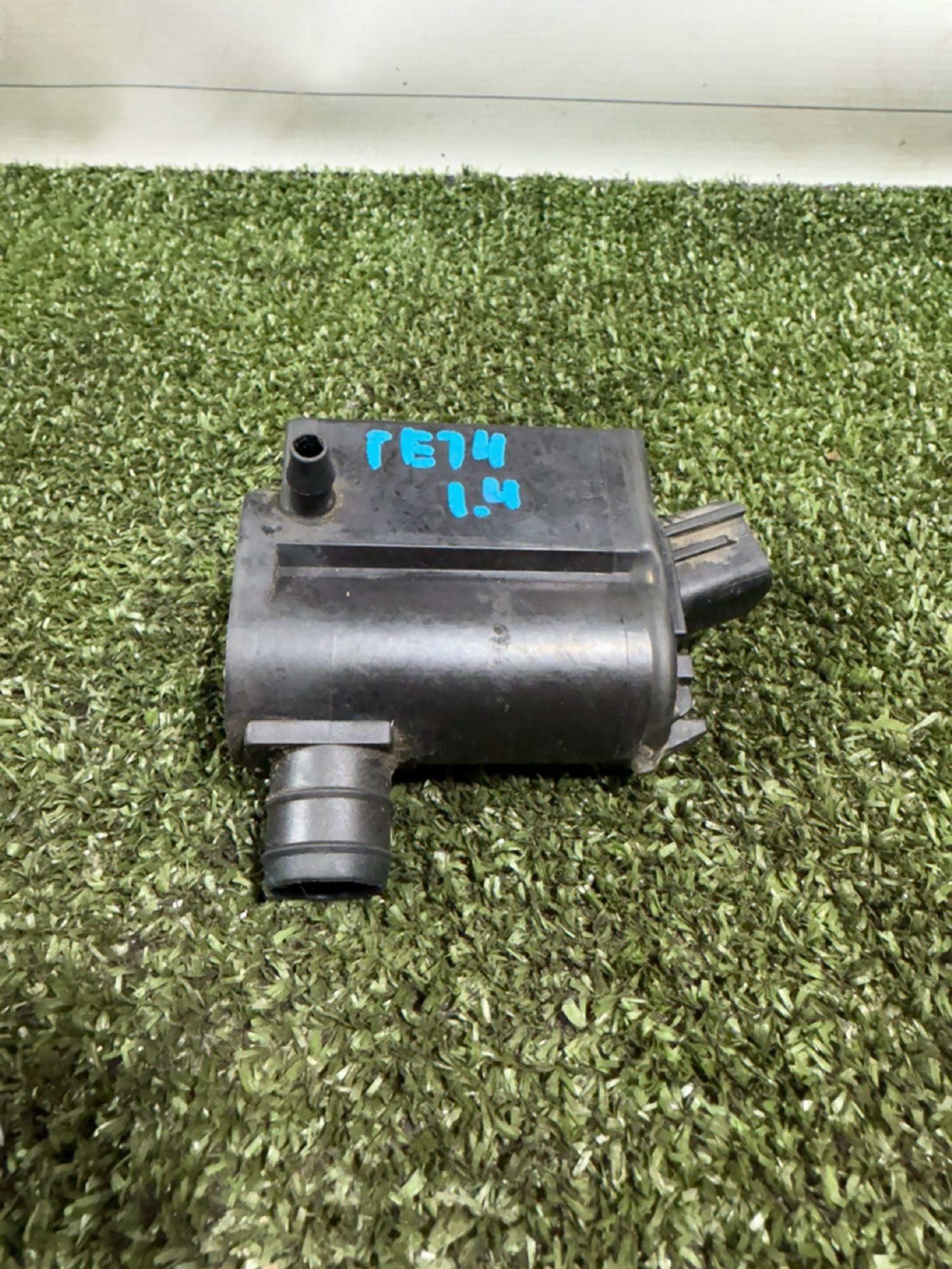 https://ycs.partsauto.market/partsauto-images/thmbs/userImages/7493bedda53ffbba18042670cc6fed05/part/a15aa9fa-0f17-4aa2-b493-315babfc949e_1737032122119.jpg
