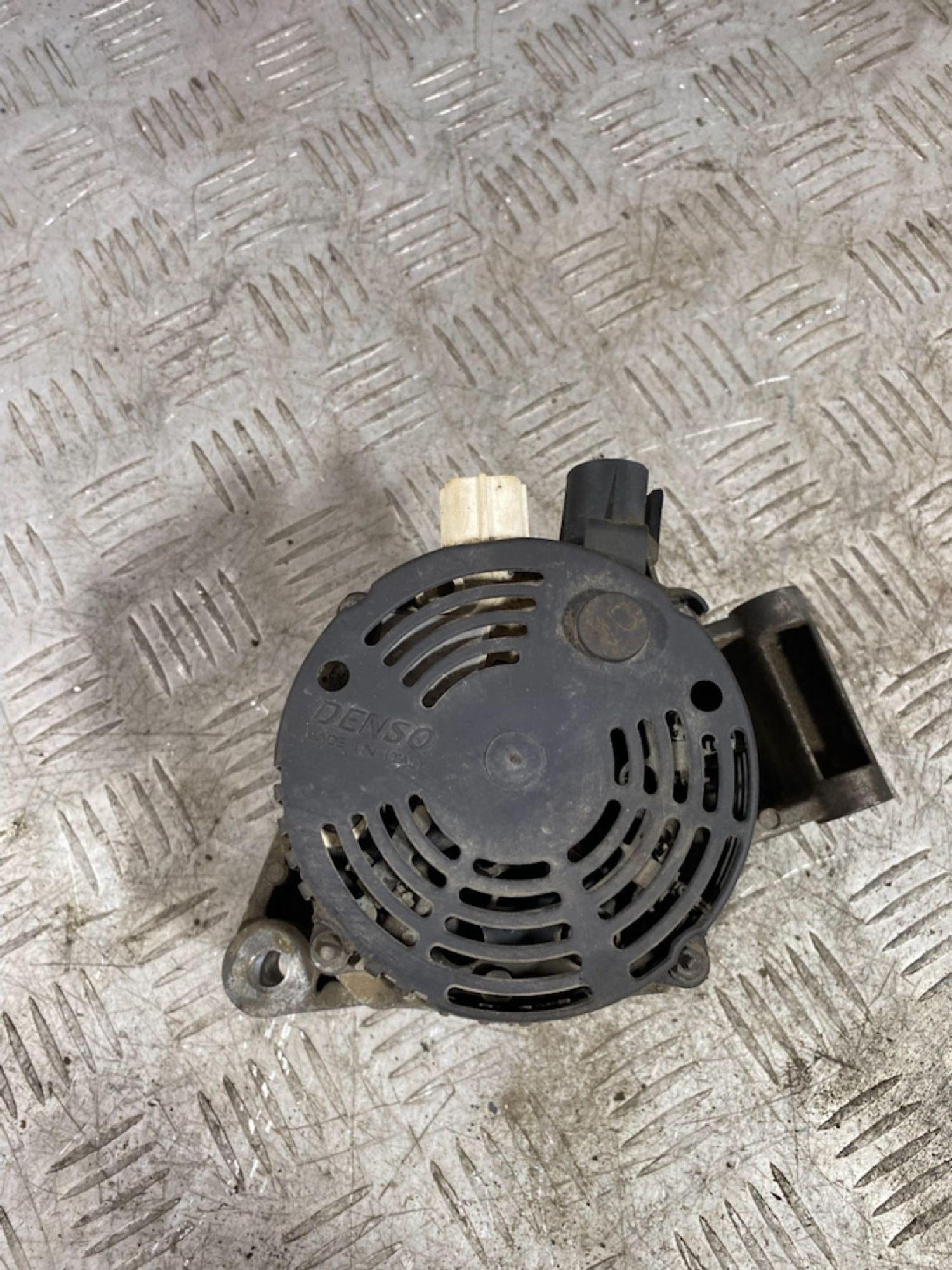 https://ycs.partsauto.market/partsauto-images/thmbs/userImages/7493bedda53ffbba18042670cc6fed05/part/a1a7a4af-cda2-41d7-bfff-7ac80d0e17fd_1720788188862.jpg