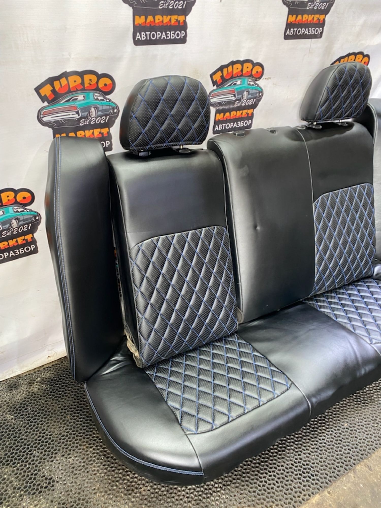 https://ycs.partsauto.market/partsauto-images/thmbs/userImages/7493bedda53ffbba18042670cc6fed05/part/a1be0ccd-2611-4e2a-bb13-01fd38994348_1747226832718.jpg