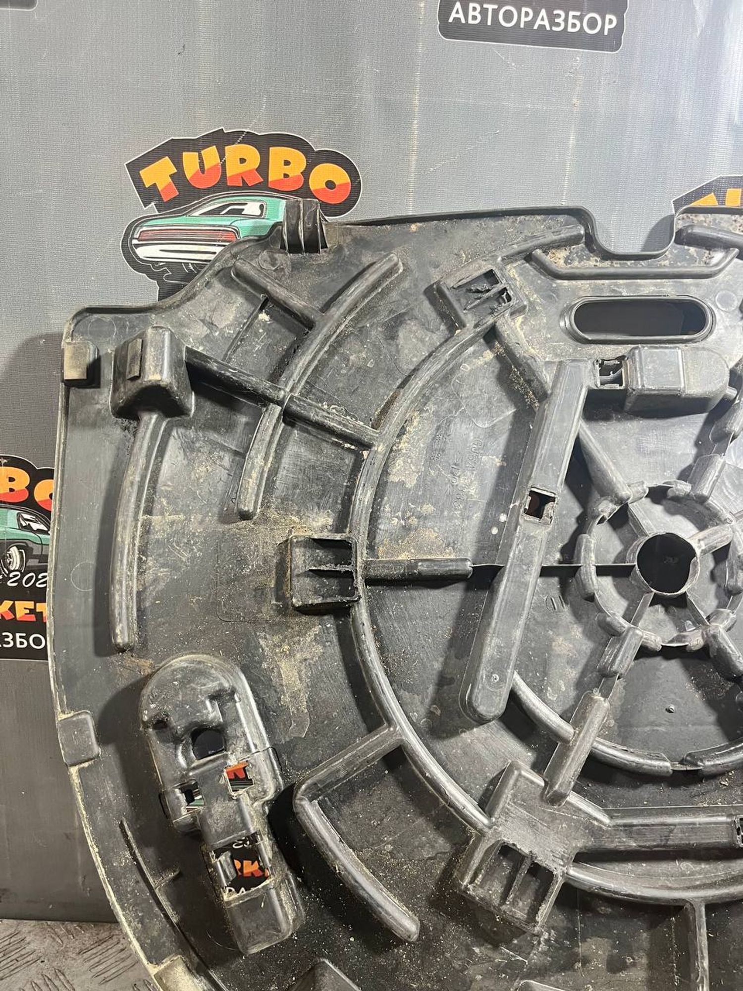 https://ycs.partsauto.market/partsauto-images/thmbs/userImages/7493bedda53ffbba18042670cc6fed05/part/a545d1ef-ad0f-45ca-a5e8-1d7120d815f2_1720017916878.jpg