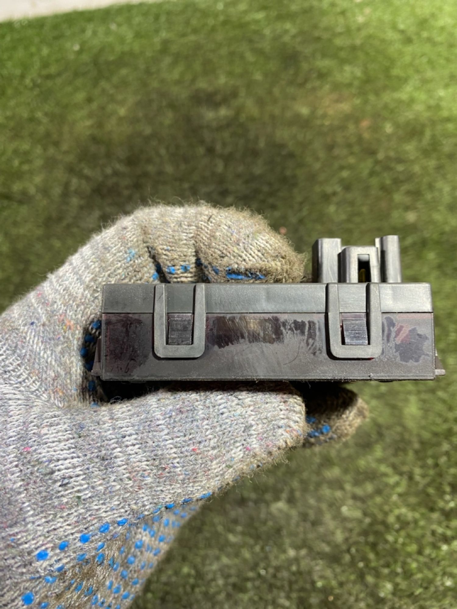 https://ycs.partsauto.market/partsauto-images/thmbs/userImages/7493bedda53ffbba18042670cc6fed05/part/a74c4d71-3c7e-42a3-a6df-cf01eb98c326_1749562982484.jpg