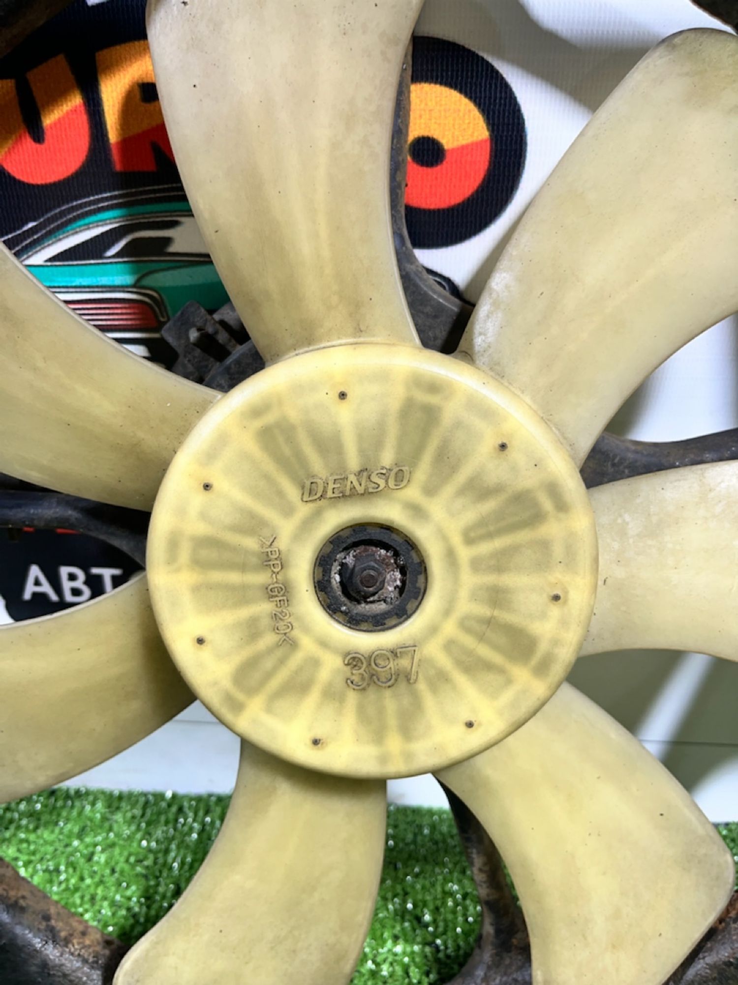 https://ycs.partsauto.market/partsauto-images/thmbs/userImages/7493bedda53ffbba18042670cc6fed05/part/a8579610-2e9f-4500-a02a-5dba7e09213b_1732282656453.jpg