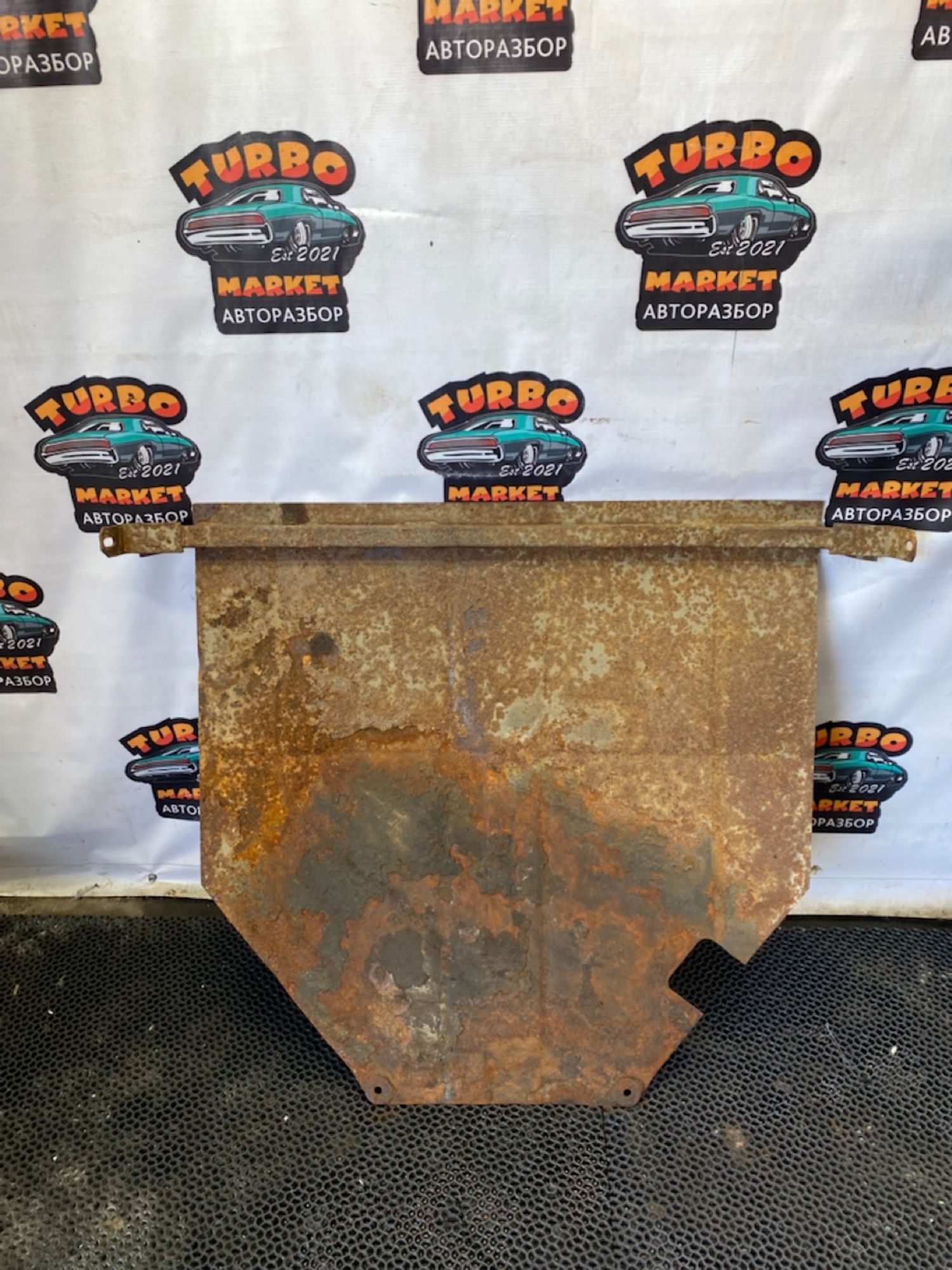 https://ycs.partsauto.market/partsauto-images/thmbs/userImages/7493bedda53ffbba18042670cc6fed05/part/a944175f-e27c-4638-bf26-123186d77259_1745927929025.jpg